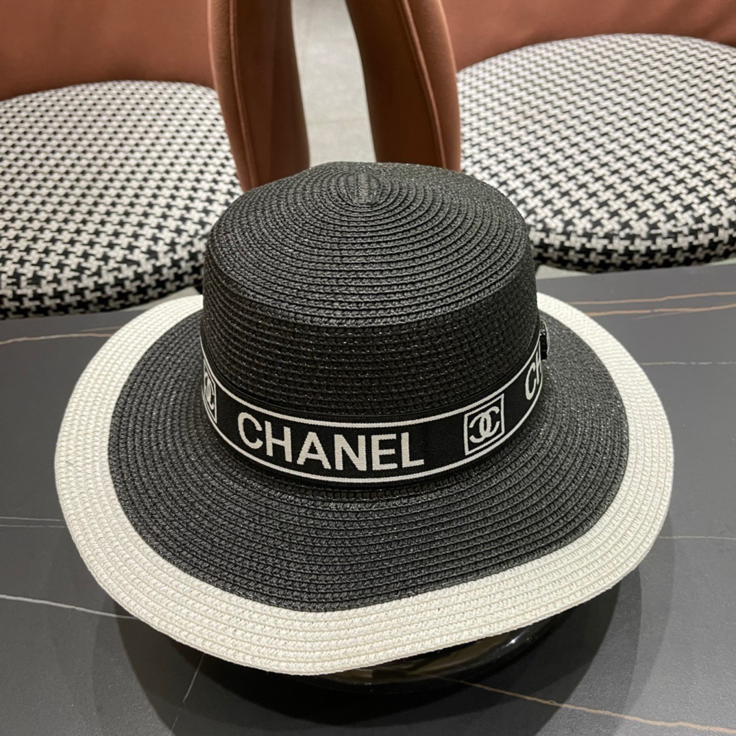 【CHANEL香奈儿】新款平顶草帽，沙滩风，简约大方，百搭单品～出街首选，