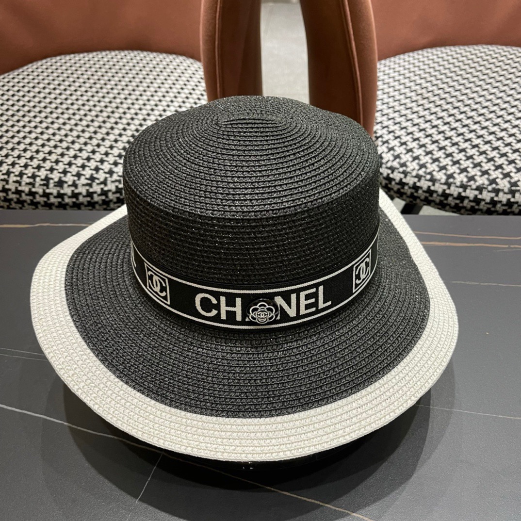 【CHANEL香奈儿】新款平顶草帽，沙滩风，简约大方，百搭单品～出街首选，
