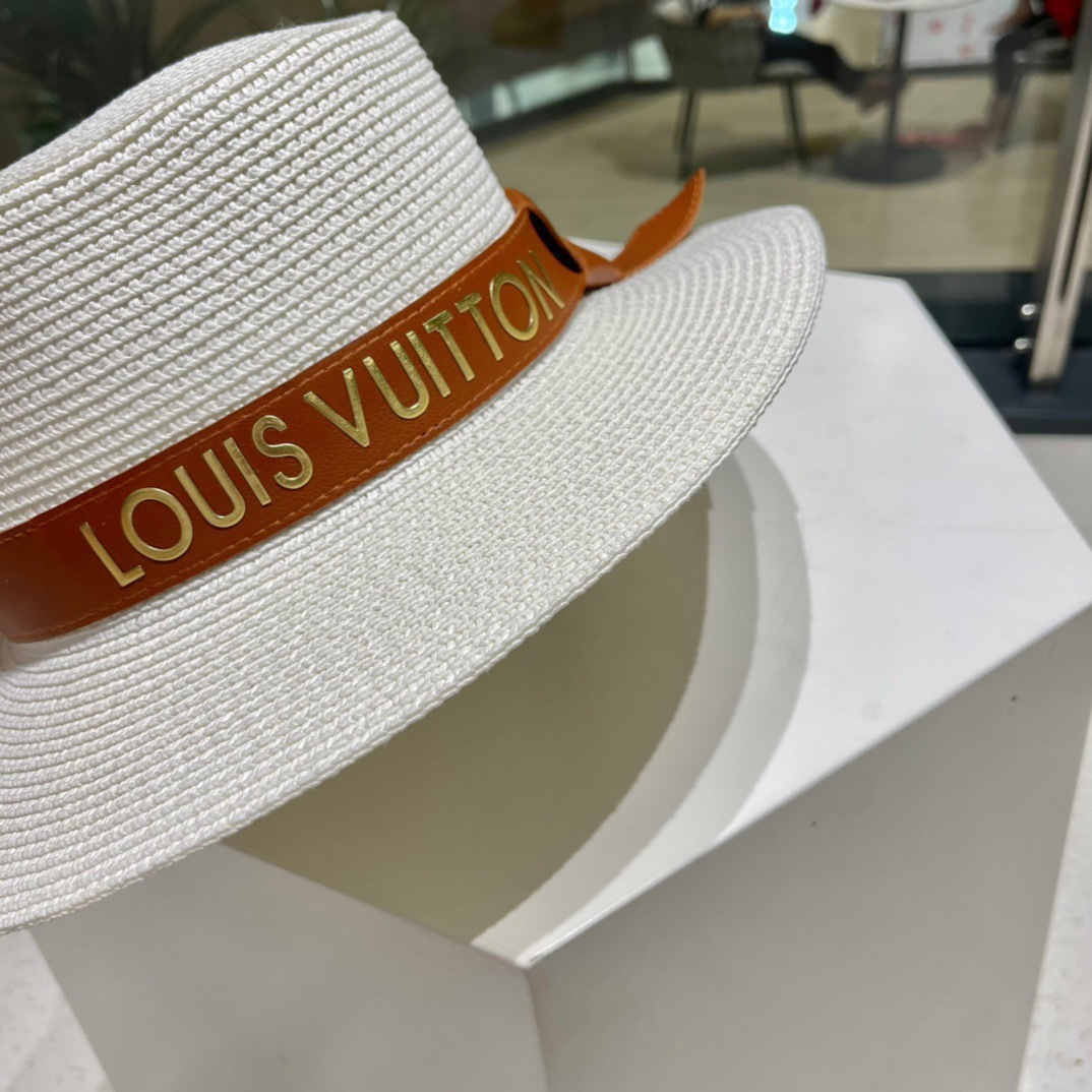 【LV路易威登】新款小香度假风平顶草帽，旅行必备，超好搭配，赶紧入手！