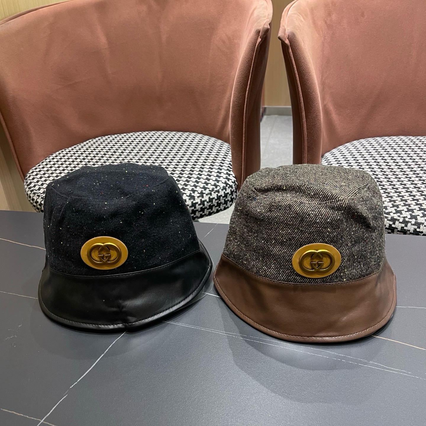 古奇GUCCI 秋新款渔夫帽， 工艺非常精美 高档大气上档次！低调奢华，方便携带！跑量