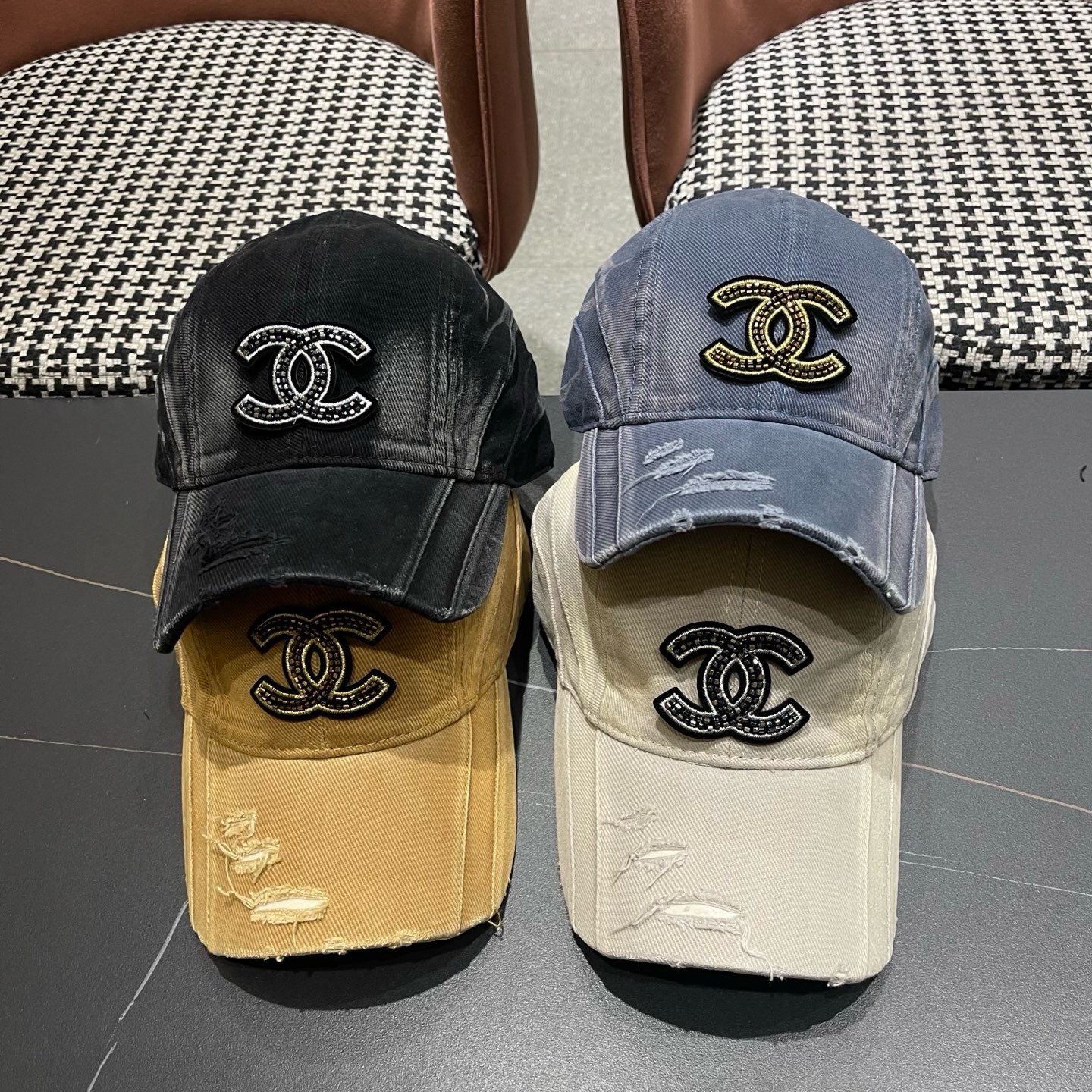 香奈儿（CHENEL)棒球帽系列—新款上架👍选用高档帽底！多重工艺打造完美新品。图案唯色唯美➕个性Log