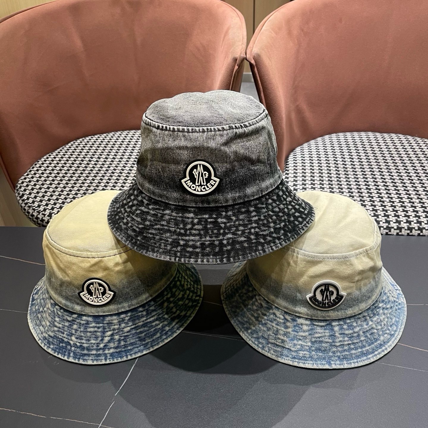 蒙口moncler早春牛仔渔夫帽，渔夫桶帽，头围57cm