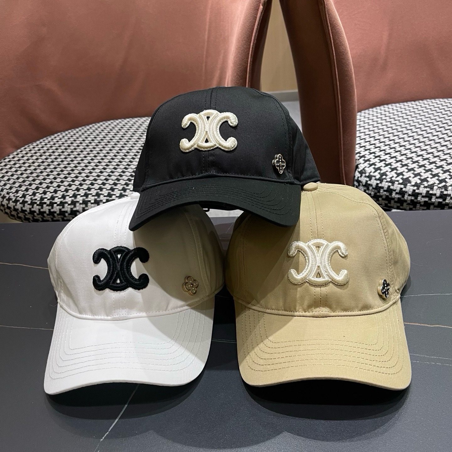 【CELNE 赛琳】棒球帽👍日韩休闲潮流，高端品质时尚大气❤️❤️❤️百搭爆款🔥🔥🔥男女同款配防尘袋，旅