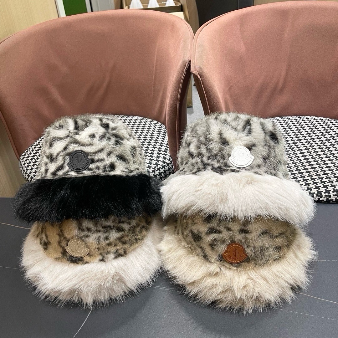 蒙囗MONCLER 秋冬日系网红豹纹毛绒渔夫帽女保暖东北蒙古帽显脸小帽潮