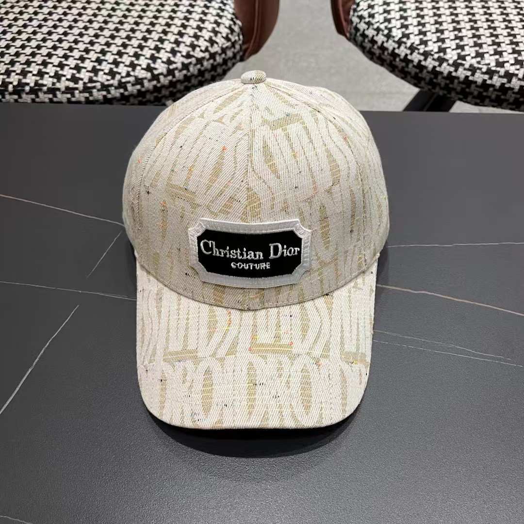Dior(迪奥)新款原单棒球帽， Dior老花复古韵味十足，专柜热门新款，1:1开模订制，轻盈透气！质量
