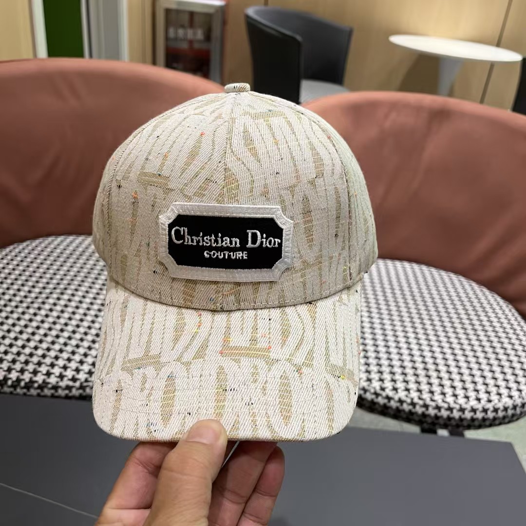 Dior(迪奥)新款原单棒球帽， Dior老花复古韵味十足，专柜热门新款，1:1开模订制，轻盈透气！质量