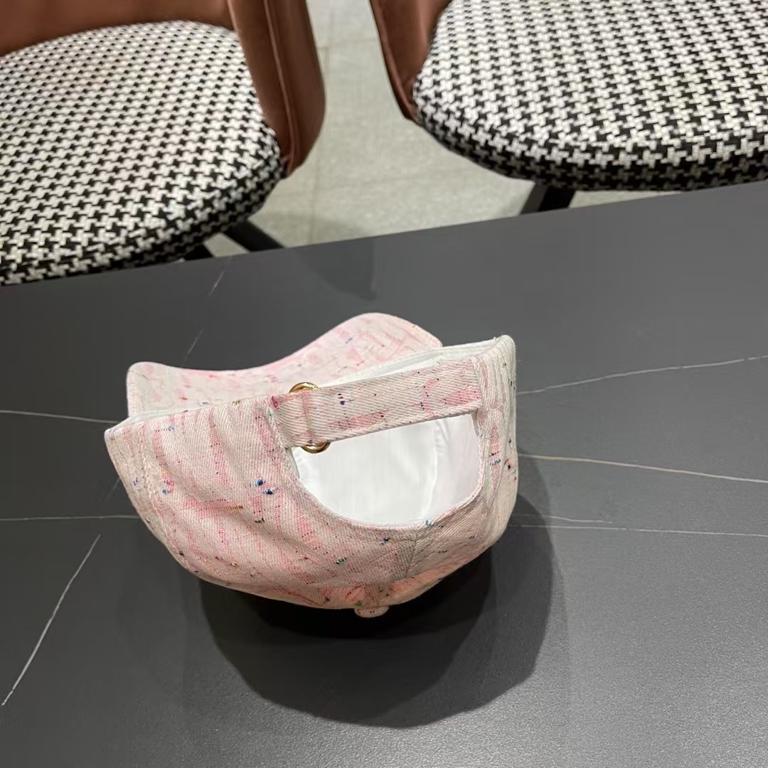 Dior(迪奥)新款原单棒球帽， Dior老花复古韵味十足，专柜热门新款，1:1开模订制，轻盈透气！质量