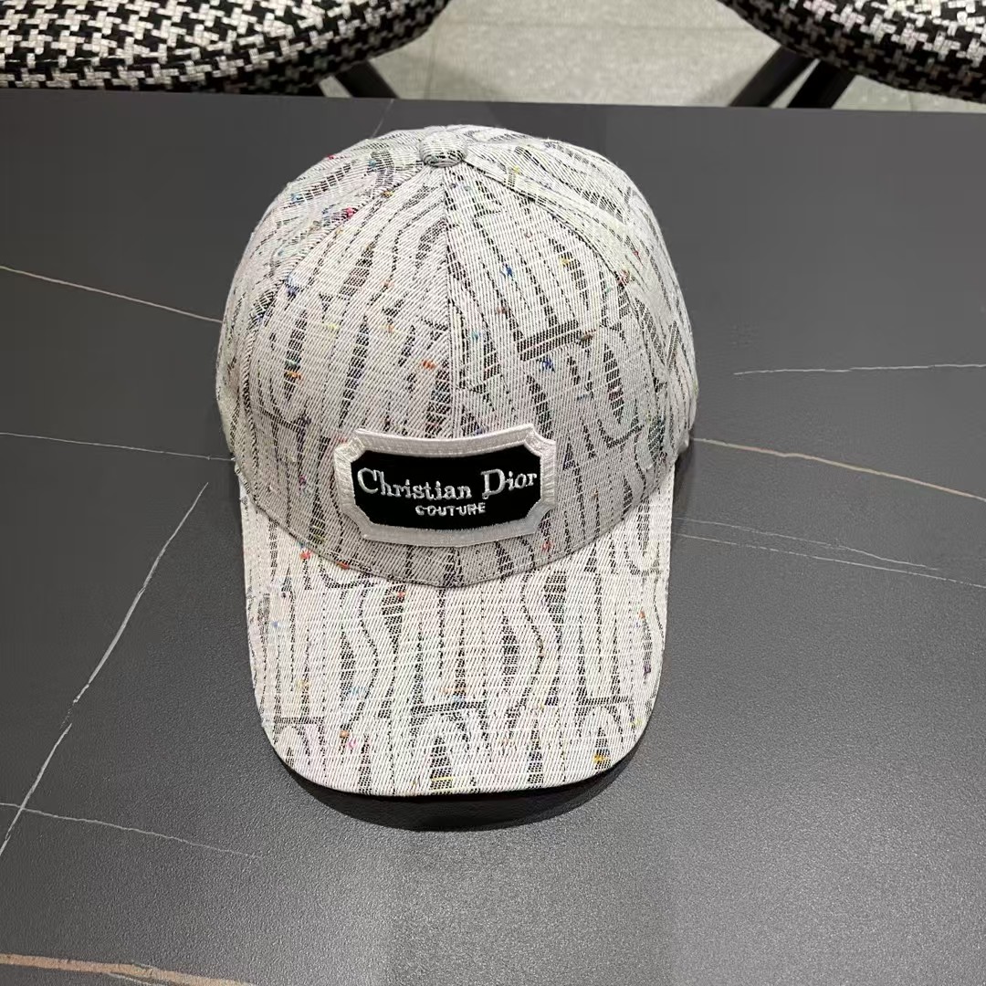 Dior(迪奥)新款原单棒球帽， Dior老花复古韵味十足，专柜热门新款，1:1开模订制，轻盈透气！质量