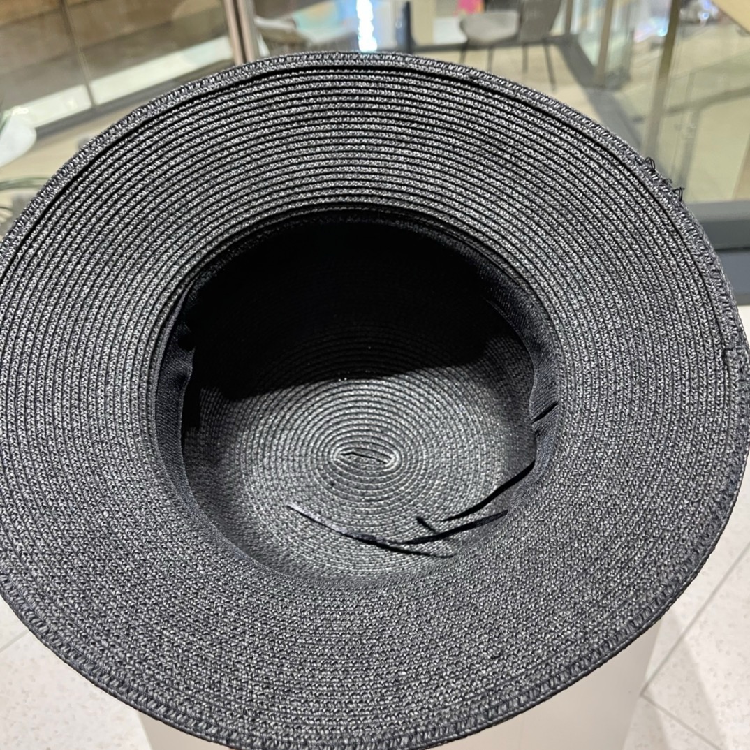 Dior迪奥新款草帽，遮阳帽，太阳帽，沙滩遮阳帽帽，花朵设计，头围57cm