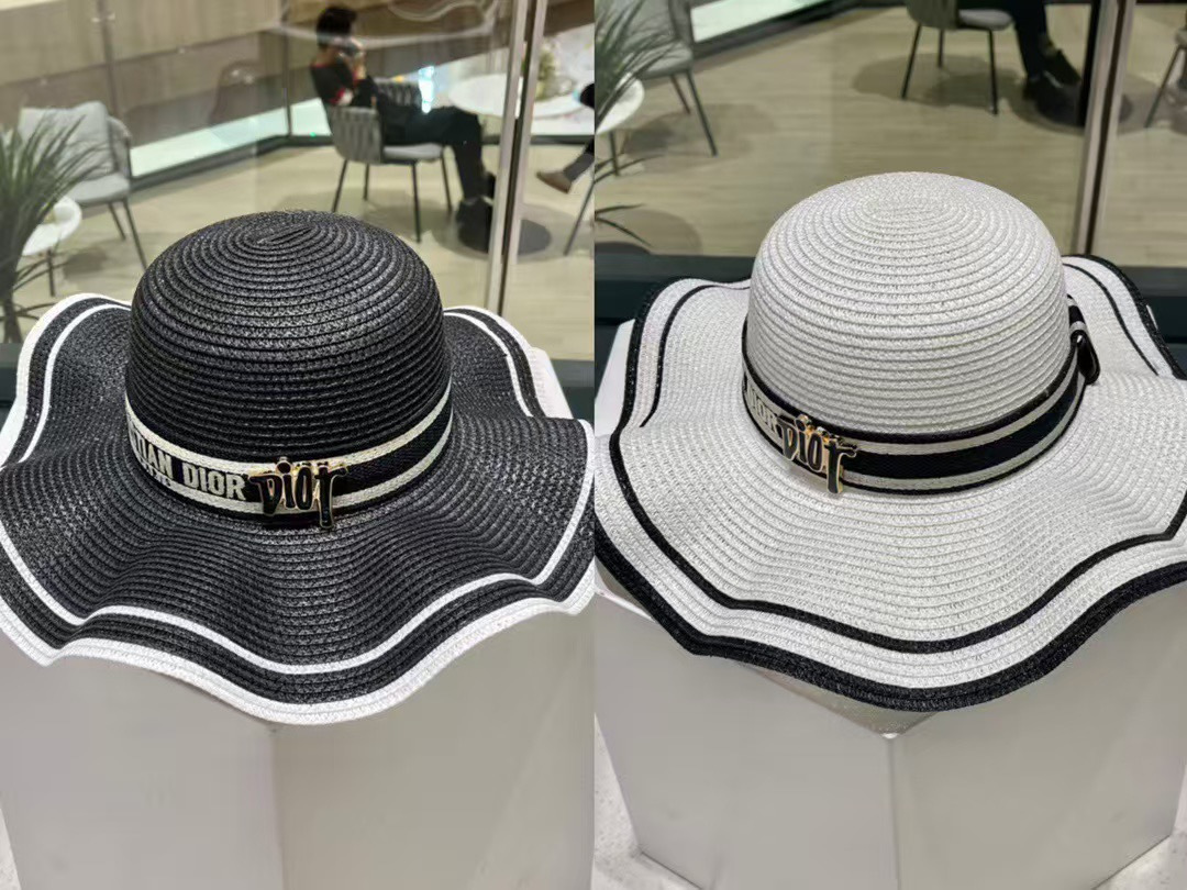 【DIOR迪奥】新款草编拼色大帽沿草帽，度假休闲必备，优雅大方的一款