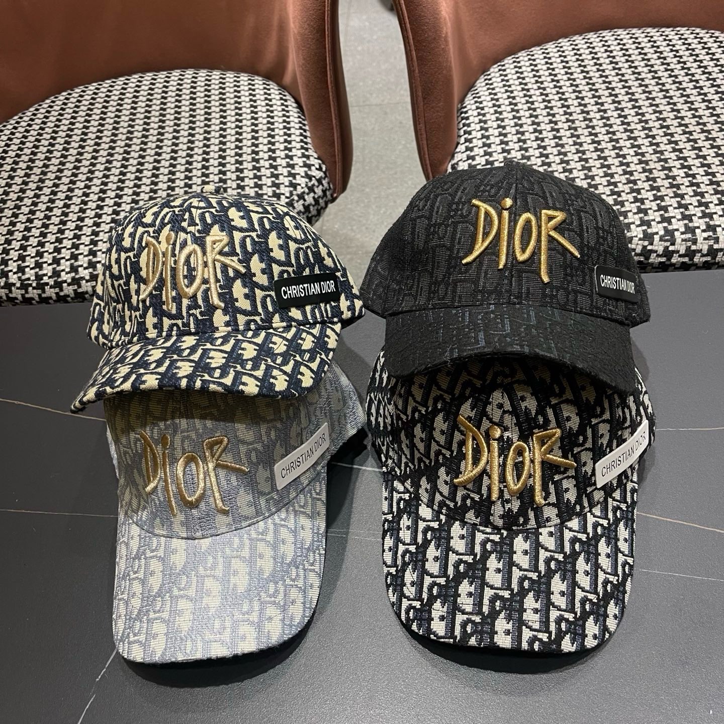 DIOR迪奥 官网同步新款发布 D家棒球帽🧢超级火爆