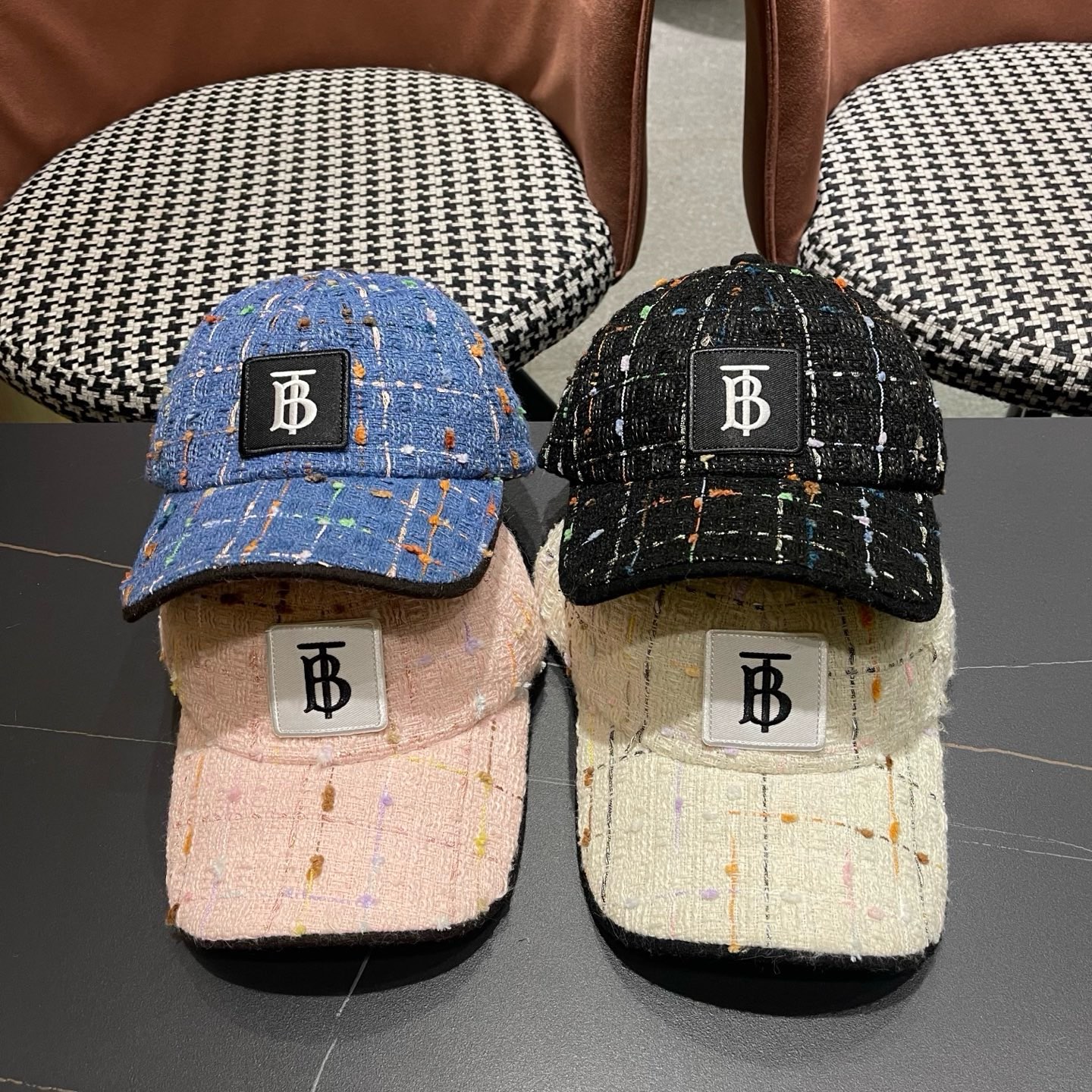 🧢Burberry 巴宝莉🧢 秋冬保暖可爱棒球帽棒帽～颜值担当#