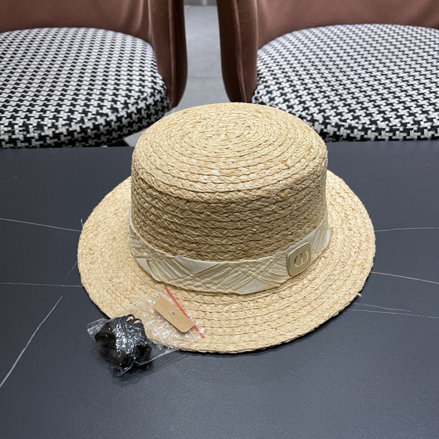 迪奥Dior 超好看拉菲草帽百搭度假风 新款夏季透气海边遮阳防晒帽平沿礼帽
