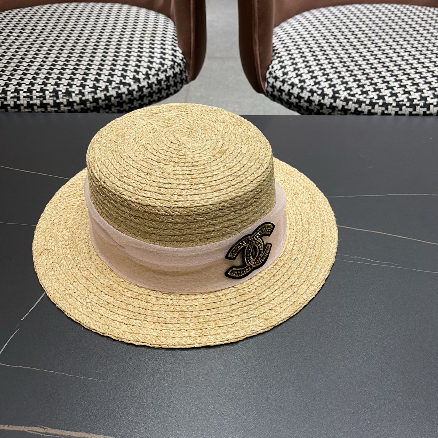 香奈儿CHANEL『100％拉菲草』手工编织平顶草帽子女新款夏防晒优雅礼帽