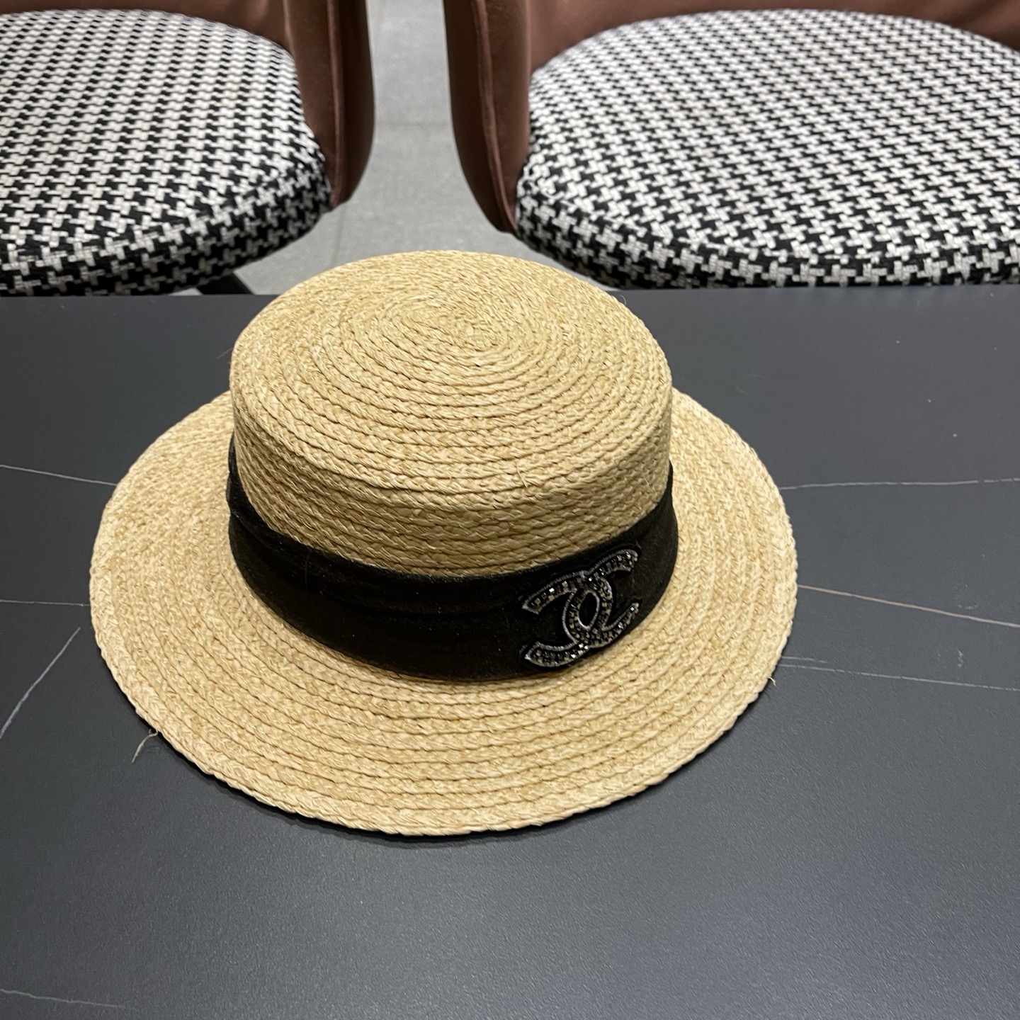 香奈儿CHANEL『100％拉菲草』手工编织平顶草帽子女新款夏防晒优雅礼帽