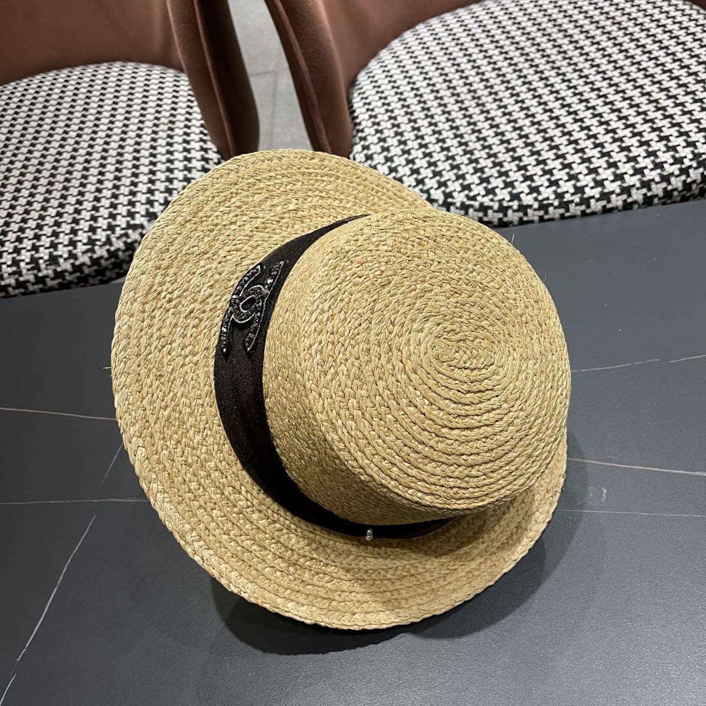 香奈儿CHANEL『100％拉菲草』手工编织平顶草帽子女新款夏防晒优雅礼帽