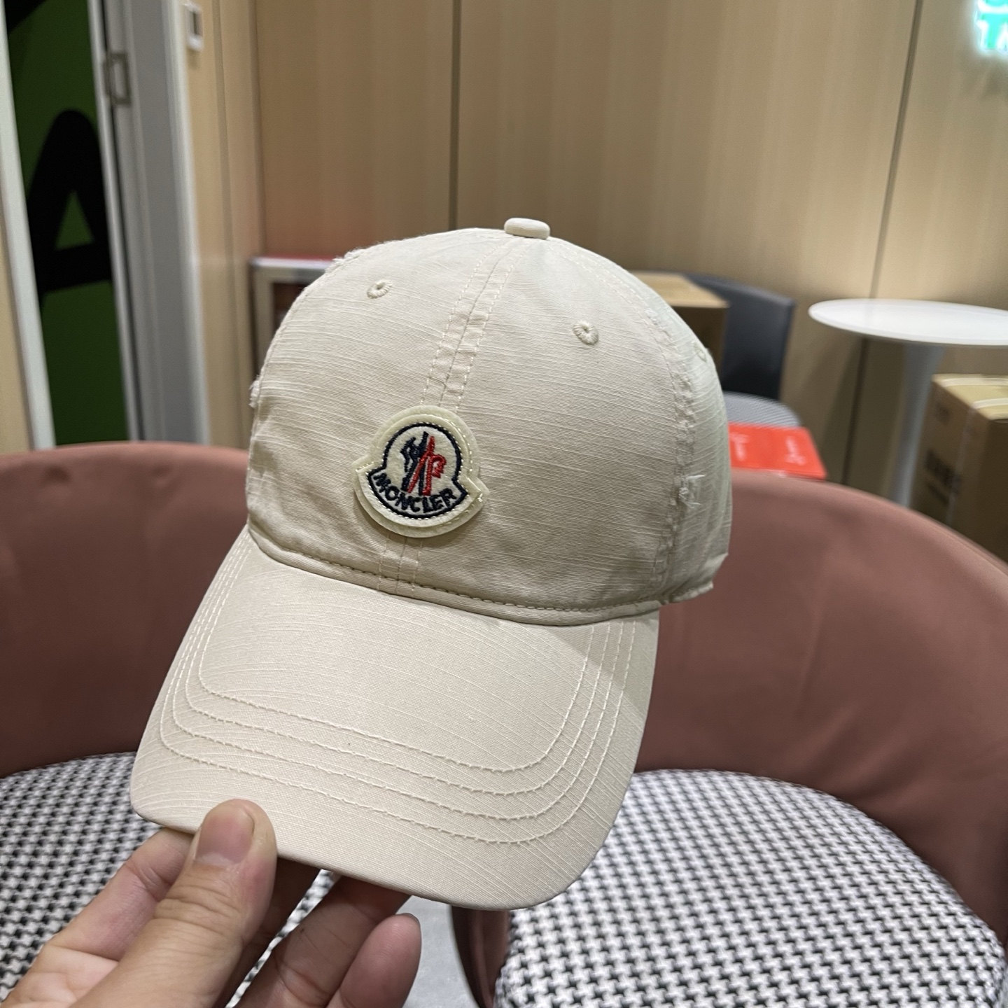 蒙口Moncler 秋冬款新款个性棒球帽，高品质高颜值时尚单品男女同款