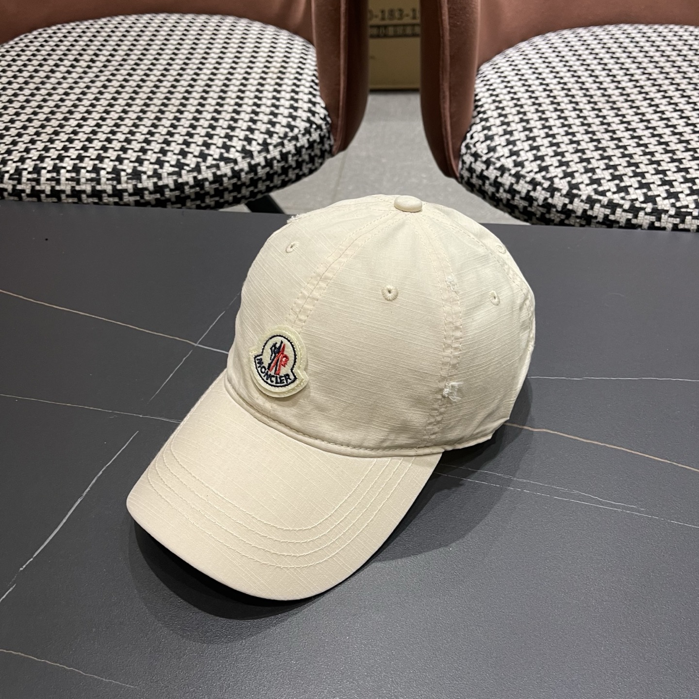 蒙口Moncler 秋冬款新款个性棒球帽，高品质高颜值时尚单品男女同款