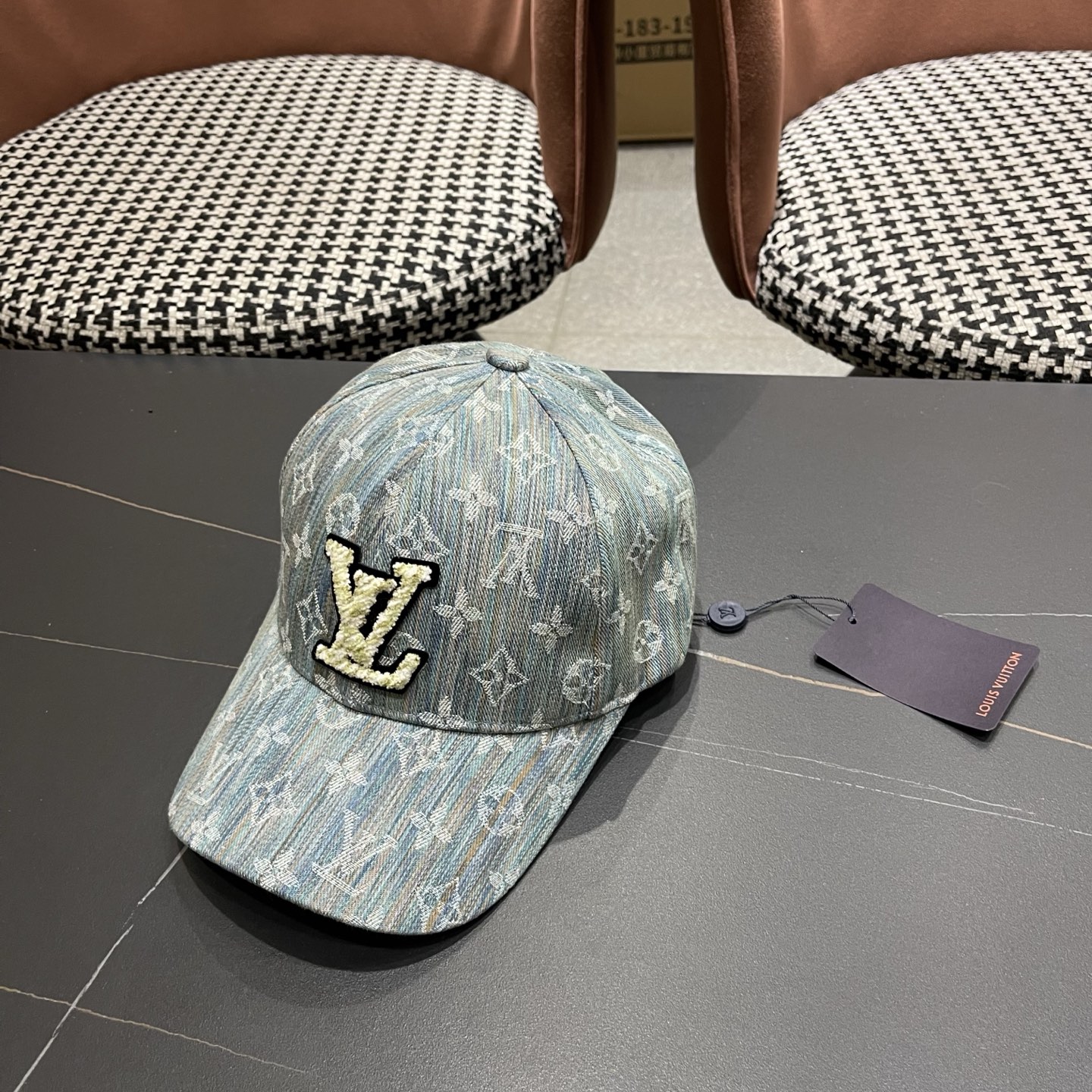 路易威登LouisVuitton😍新款水洗复古LV棒球帽，高端大气，百搭款🤗男女通用！