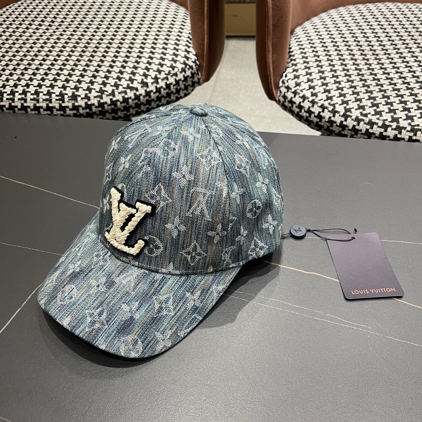 路易威登LouisVuitton😍新款水洗复古LV棒球帽，高端大气，百搭款🤗男女通用！