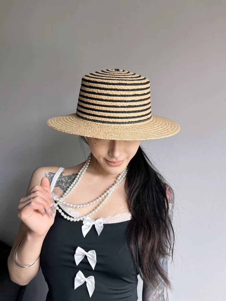 CHANEL香奈儿 春夏新款法式黑白条纹拉菲草帽平顶遮阳帽防晒沙滩帽复古女士礼帽
