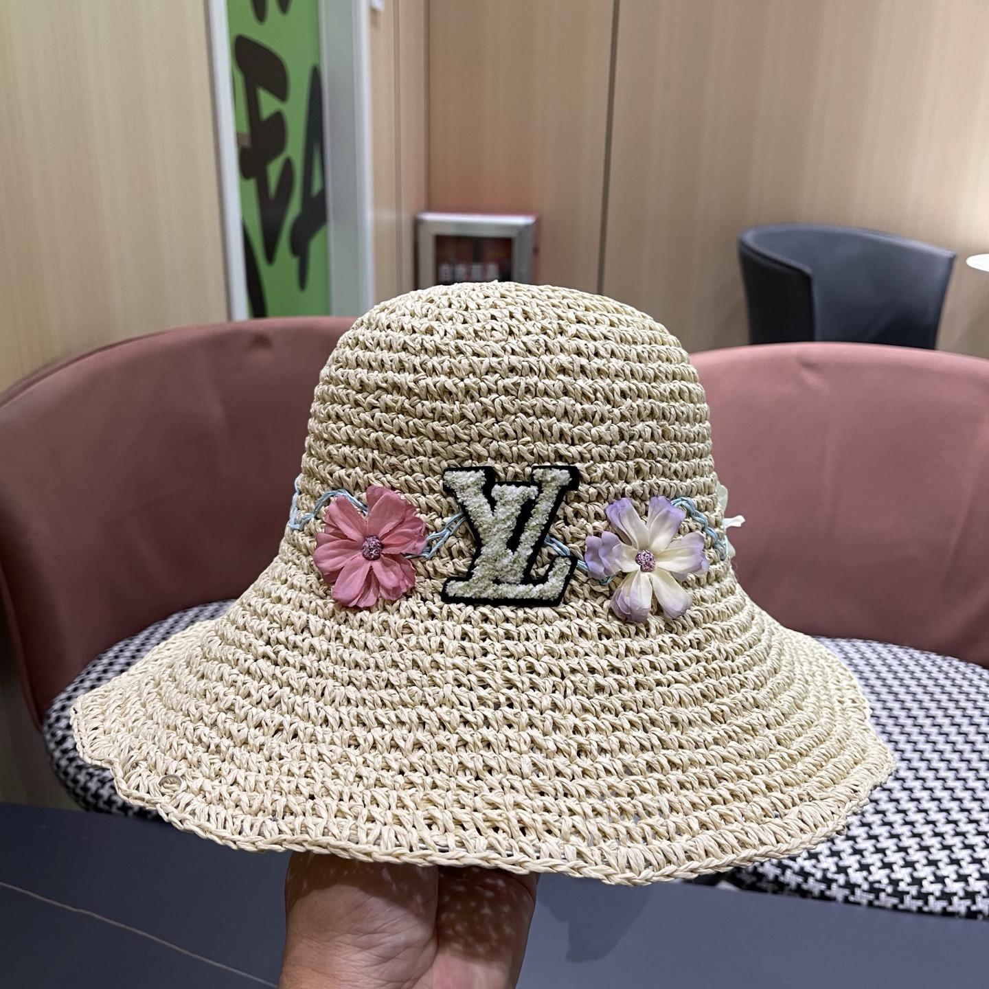 LV路易威登 草帽女夏日系小清新文艺可折叠度假出游草编遮阳防晒花朵渔夫帽子