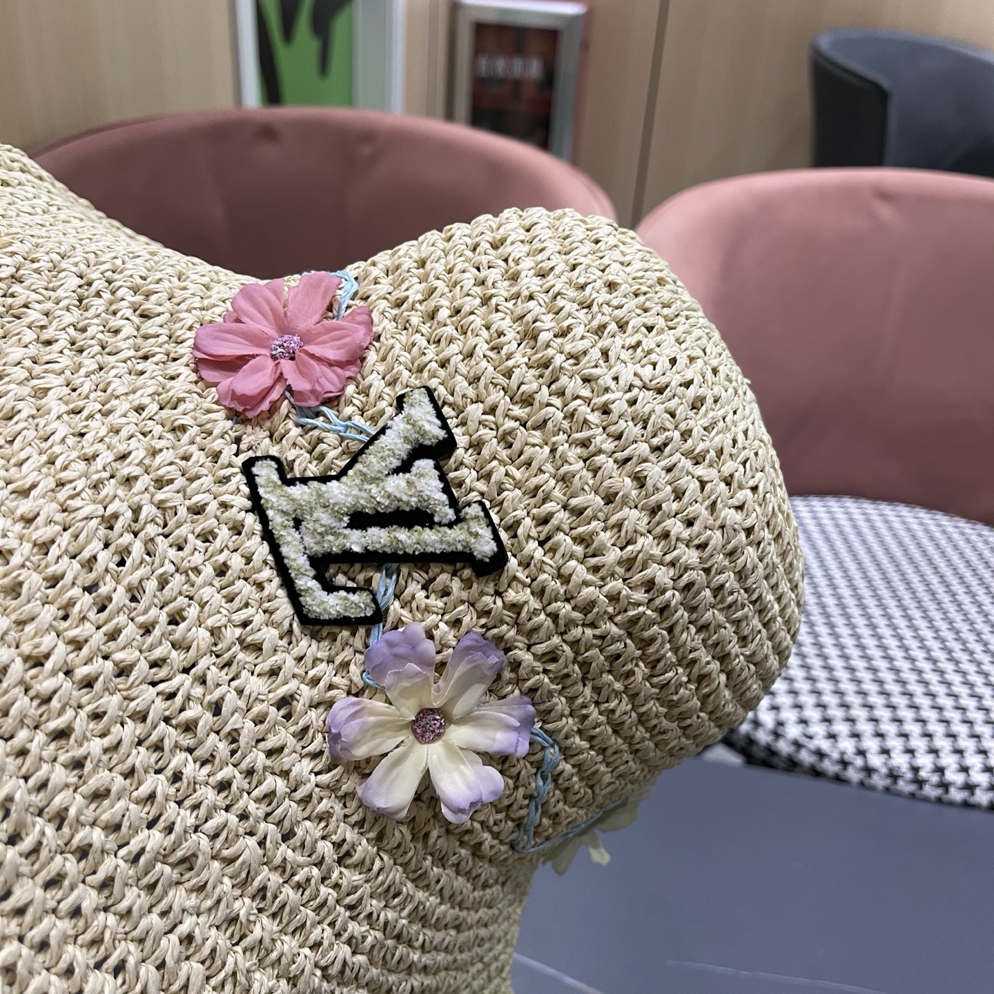 LV路易威登 草帽女夏日系小清新文艺可折叠度假出游草编遮阳防晒花朵渔夫帽子