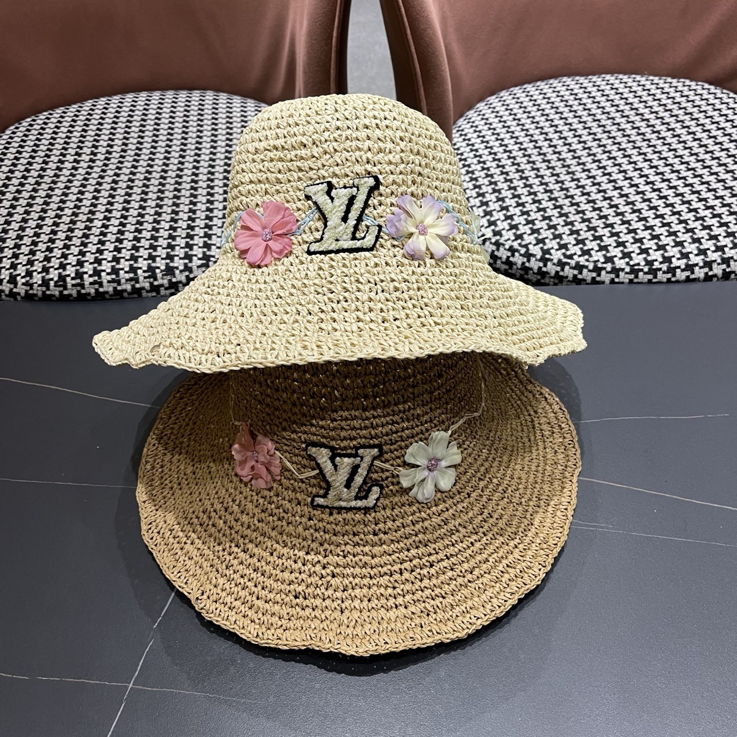 LV路易威登 草帽女夏日系小清新文艺可折叠度假出游草编遮阳防晒花朵渔夫帽子