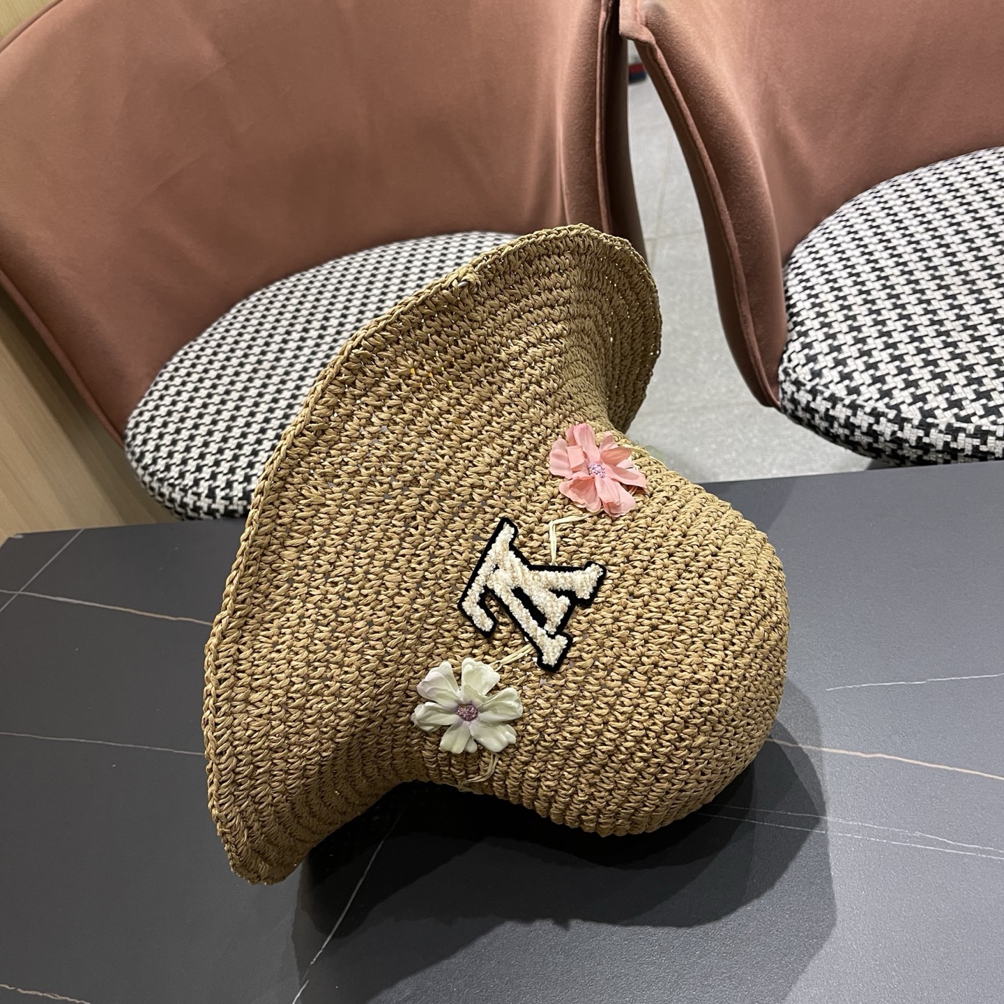LV路易威登 草帽女夏日系小清新文艺可折叠度假出游草编遮阳防晒花朵渔夫帽子