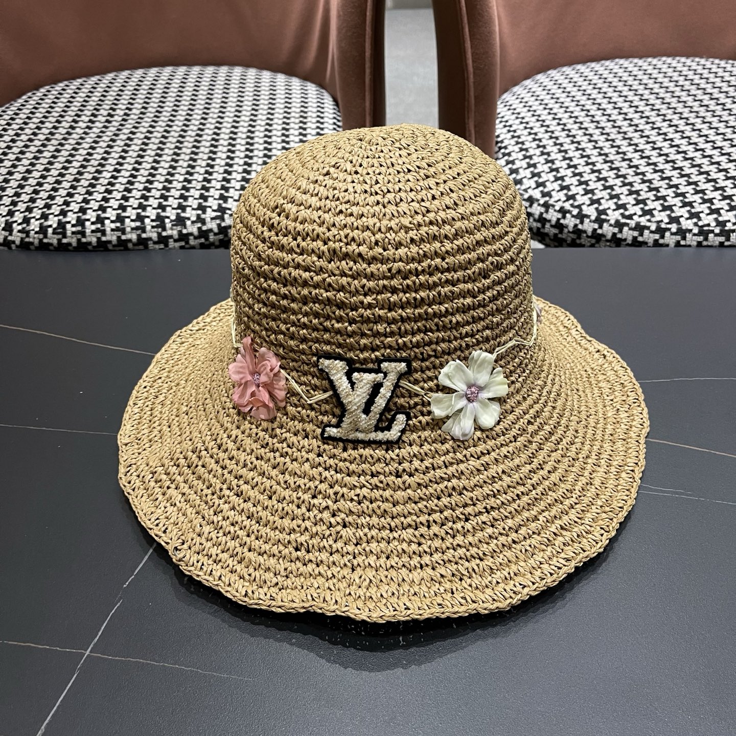 LV路易威登 草帽女夏日系小清新文艺可折叠度假出游草编遮阳防晒花朵渔夫帽子