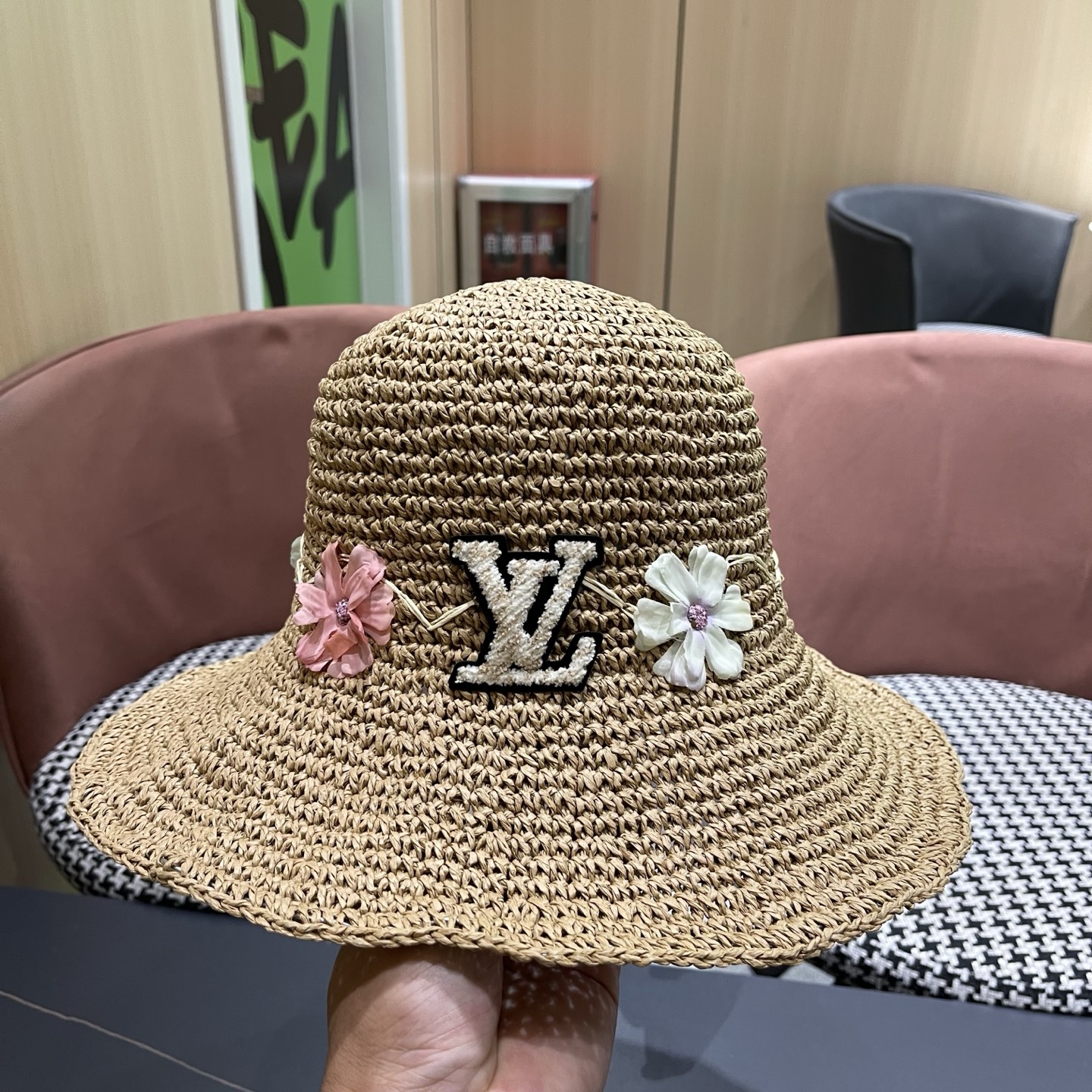 LV路易威登 草帽女夏日系小清新文艺可折叠度假出游草编遮阳防晒花朵渔夫帽子