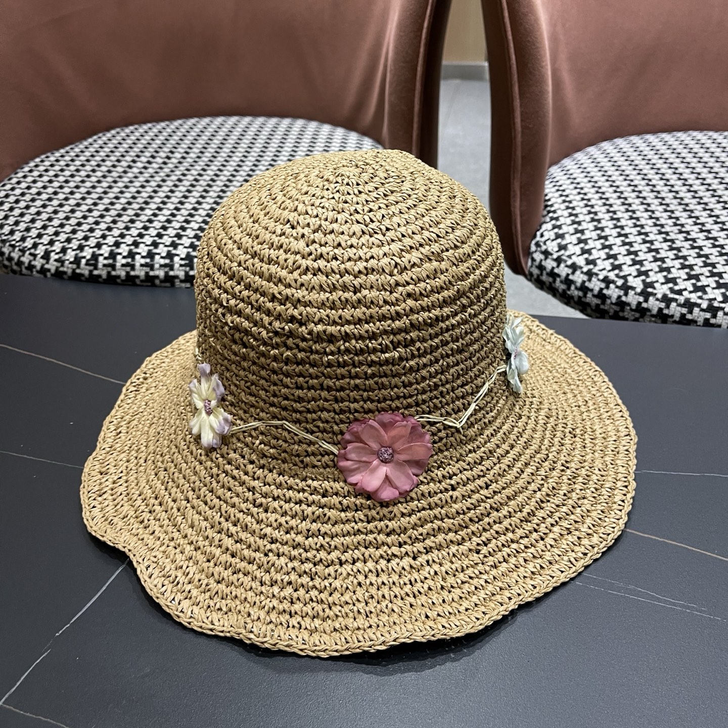 LV路易威登 草帽女夏日系小清新文艺可折叠度假出游草编遮阳防晒花朵渔夫帽子