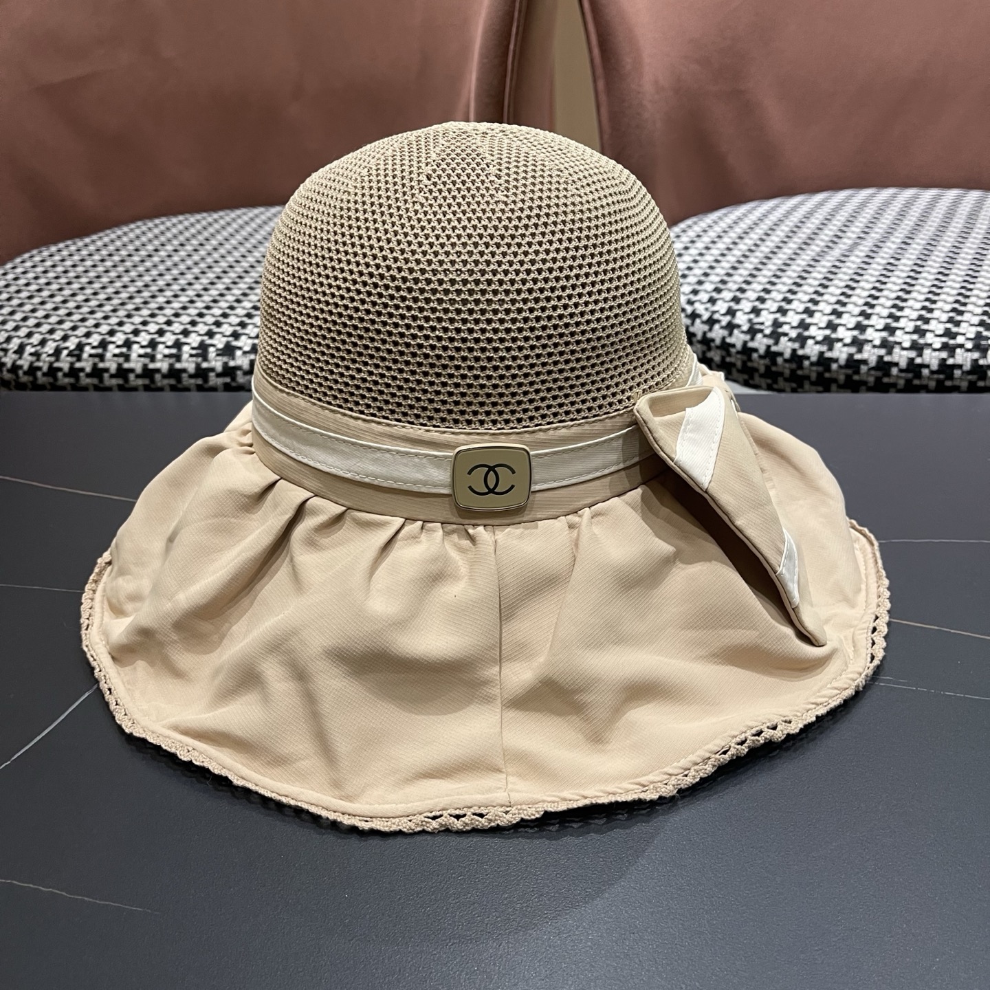 CHANEL 香奈儿早春新款韩版蝴蝶结防紫外线大帽檐渔夫帽 精致无暇！做工细致，