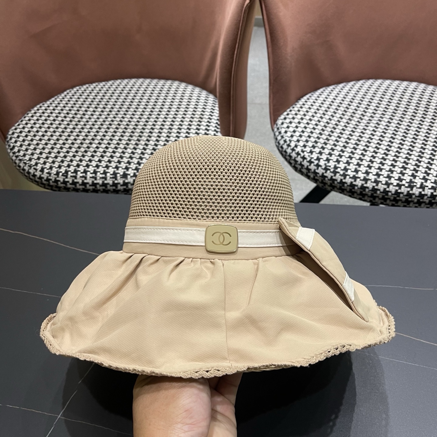 CHANEL 香奈儿早春新款韩版蝴蝶结防紫外线大帽檐渔夫帽 精致无暇！做工细致，