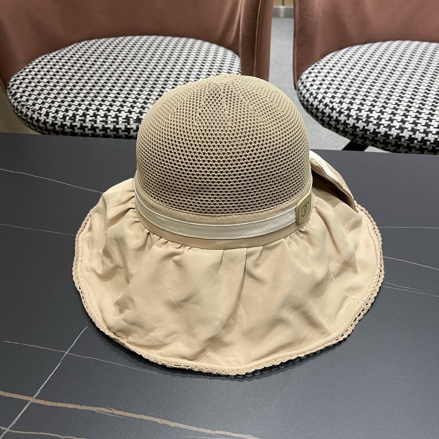 CHANEL 香奈儿早春新款韩版蝴蝶结防紫外线大帽檐渔夫帽 精致无暇！做工细致，