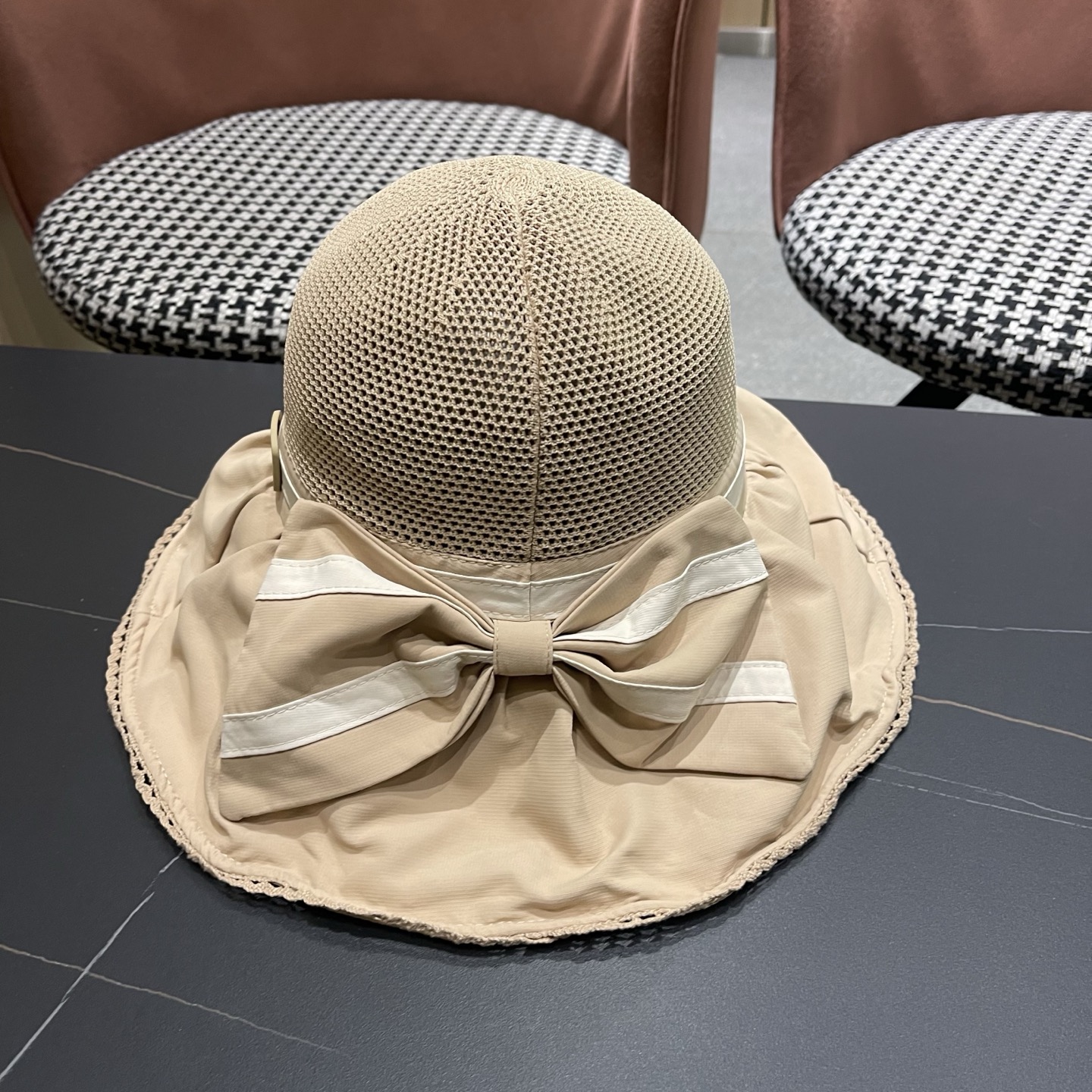 CHANEL 香奈儿早春新款韩版蝴蝶结防紫外线大帽檐渔夫帽 精致无暇！做工细致，