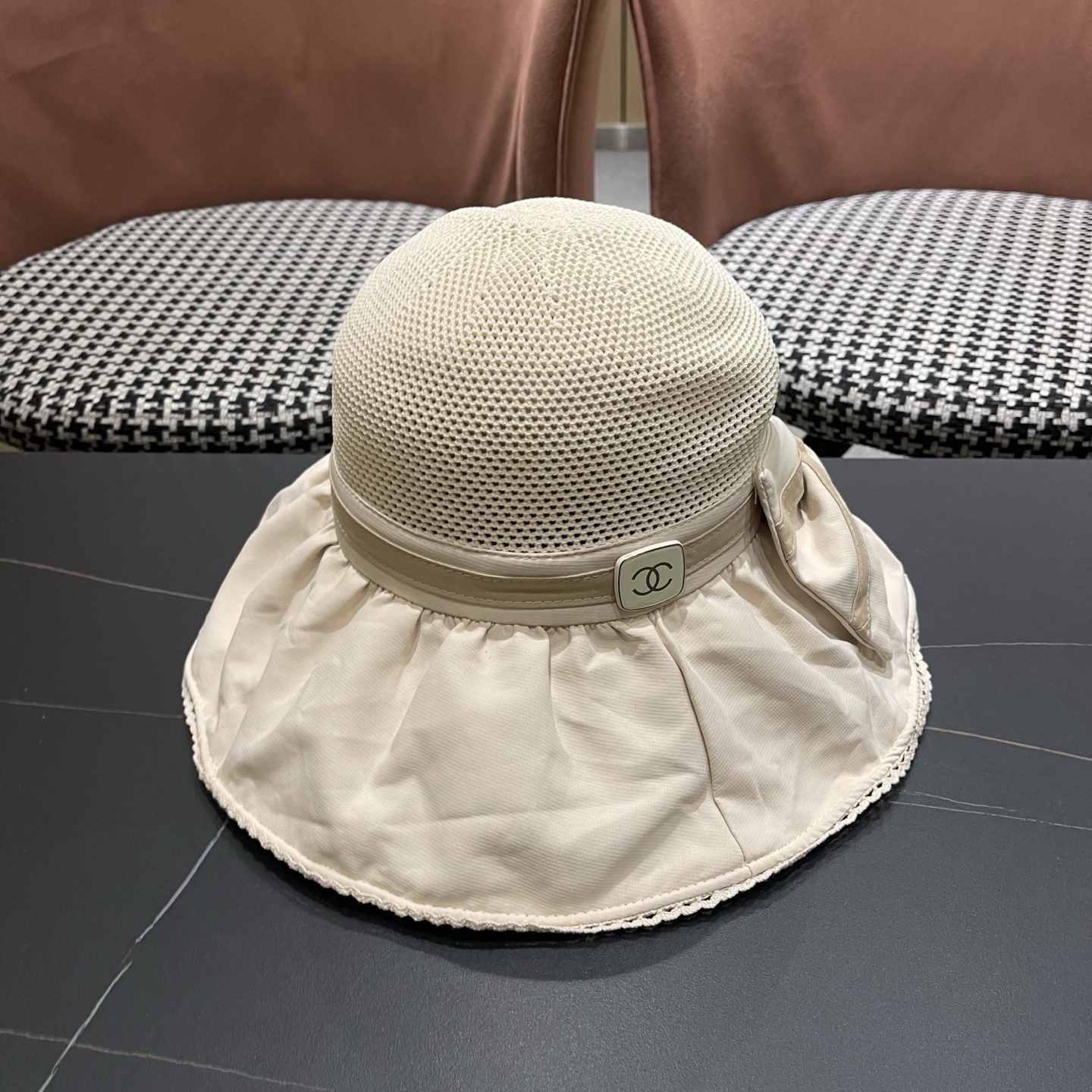 CHANEL 香奈儿早春新款韩版蝴蝶结防紫外线大帽檐渔夫帽 精致无暇！做工细致，