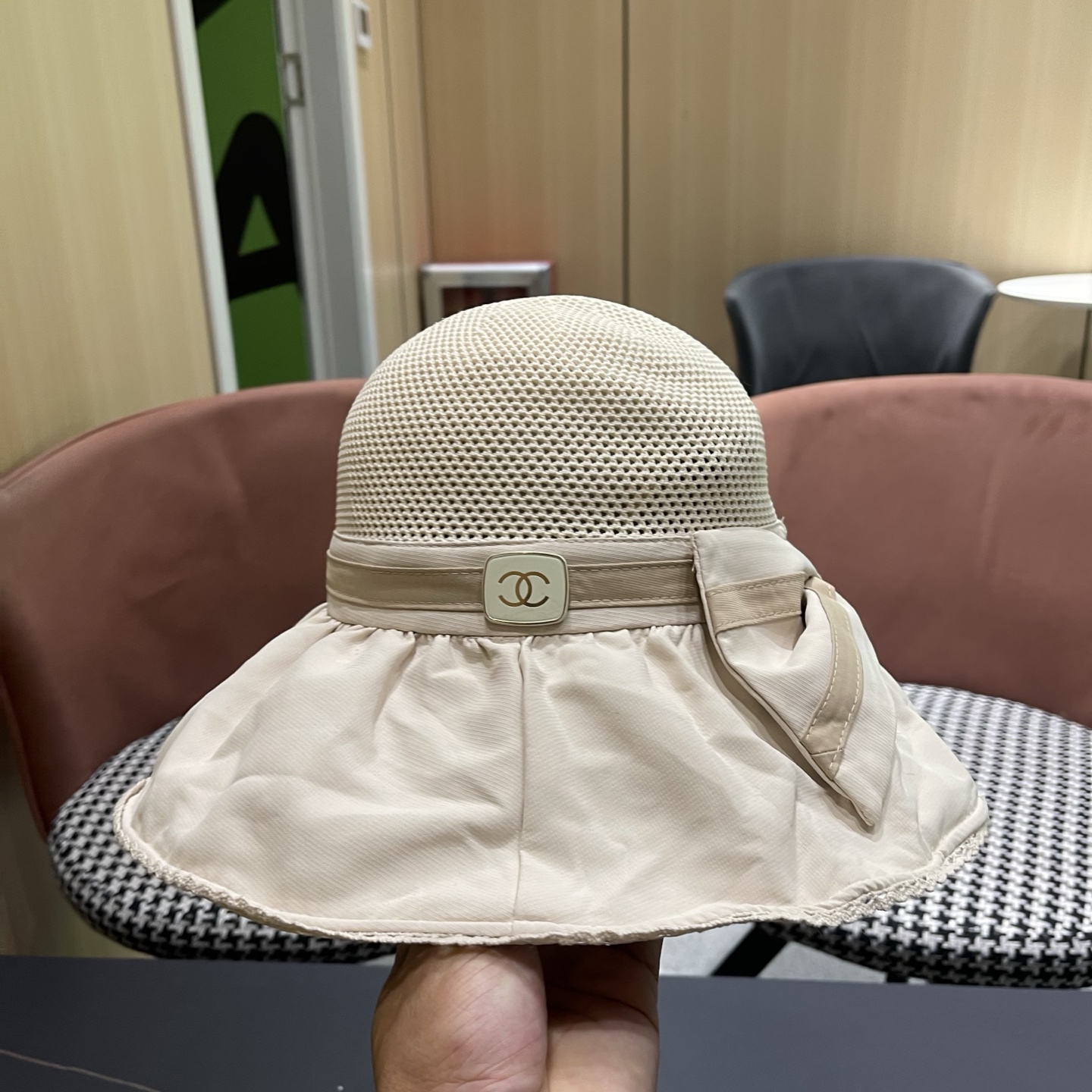 CHANEL 香奈儿早春新款韩版蝴蝶结防紫外线大帽檐渔夫帽 精致无暇！做工细致，