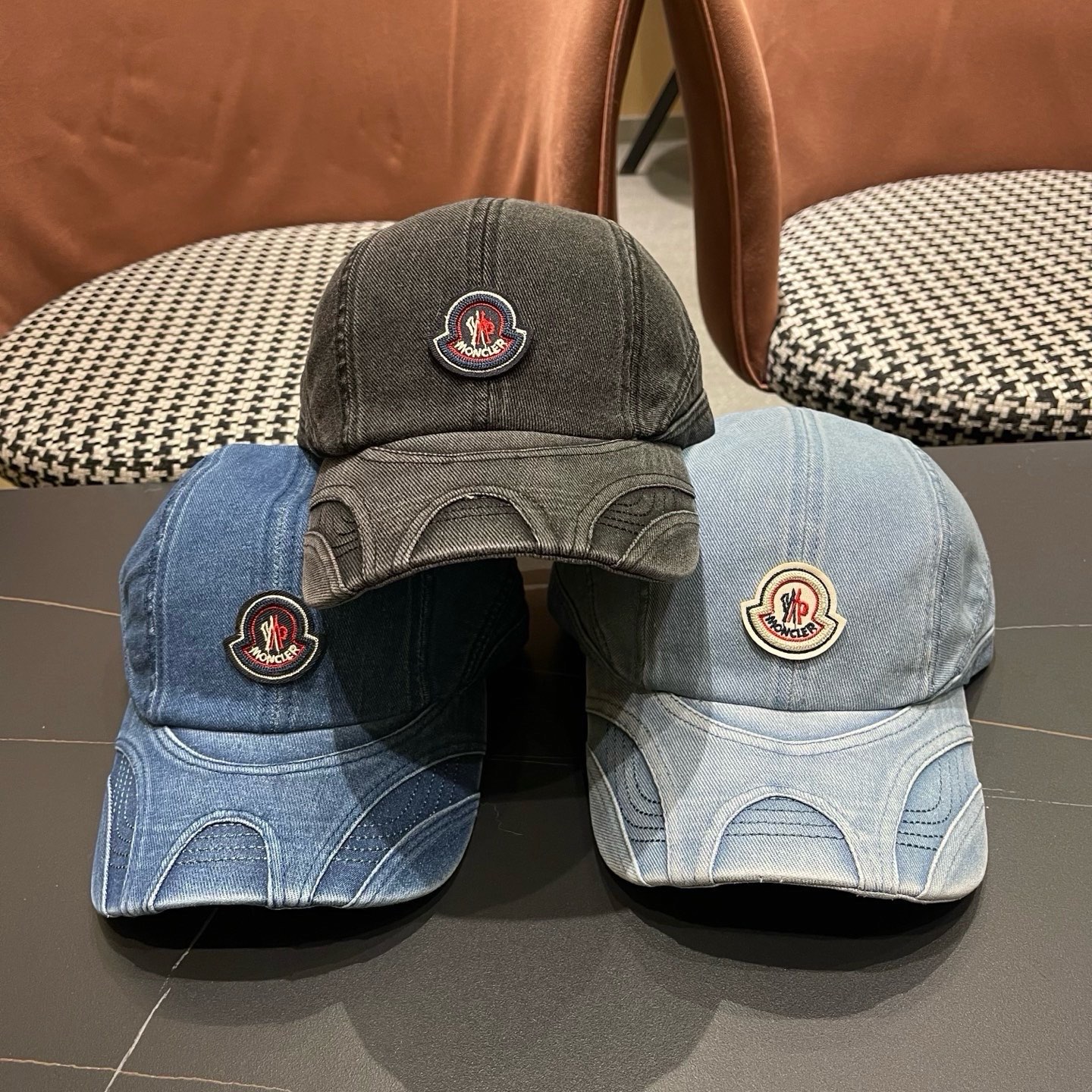 MONCLER（蒙口）韩系复古纯色棒球帽女生做旧牛仔软顶鸭舌帽设计感潮流遮阳帽子男
