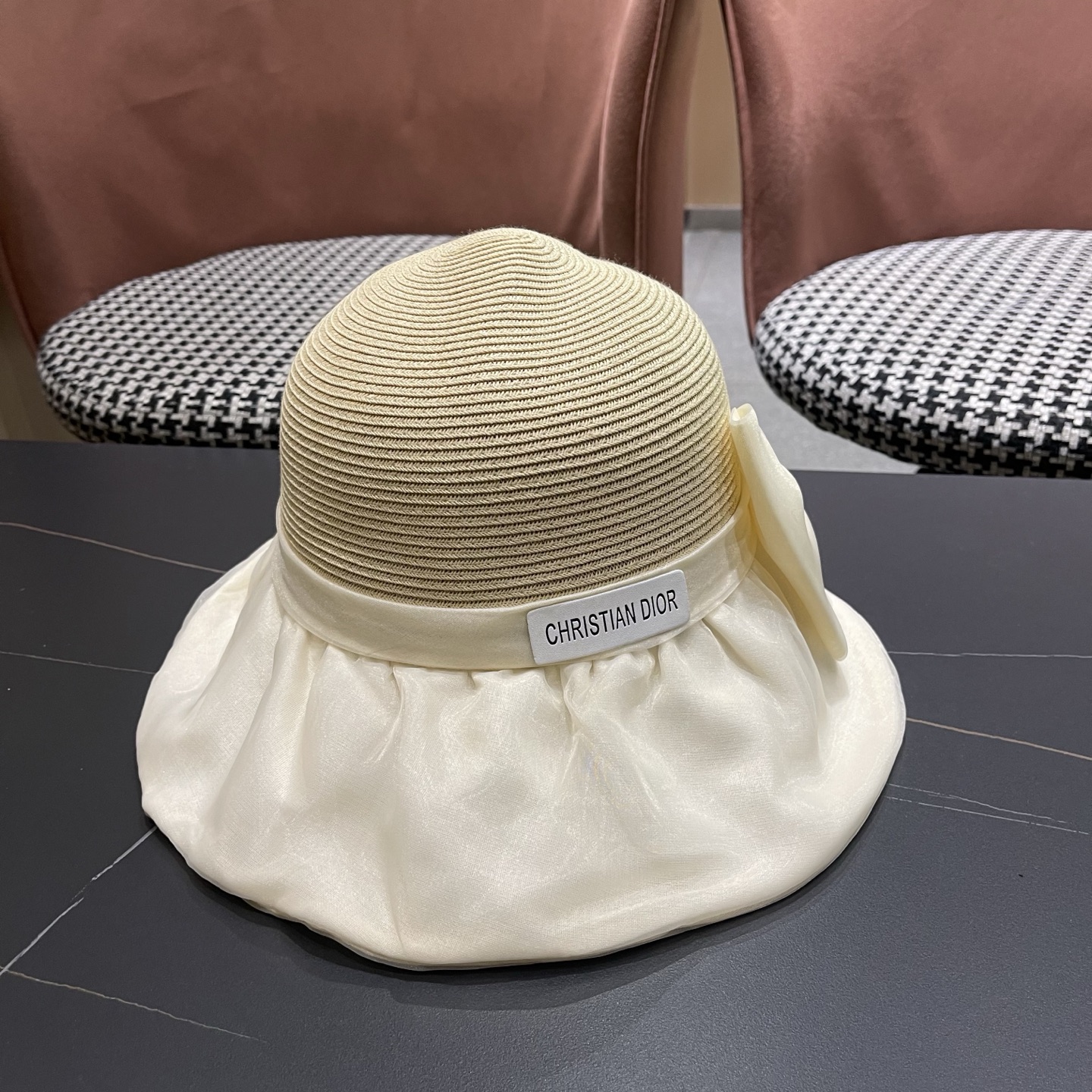 迪奥Dior 新款渔夫帽女春夏季防晒遮阳帽大沿帽蝴蝶结百搭
