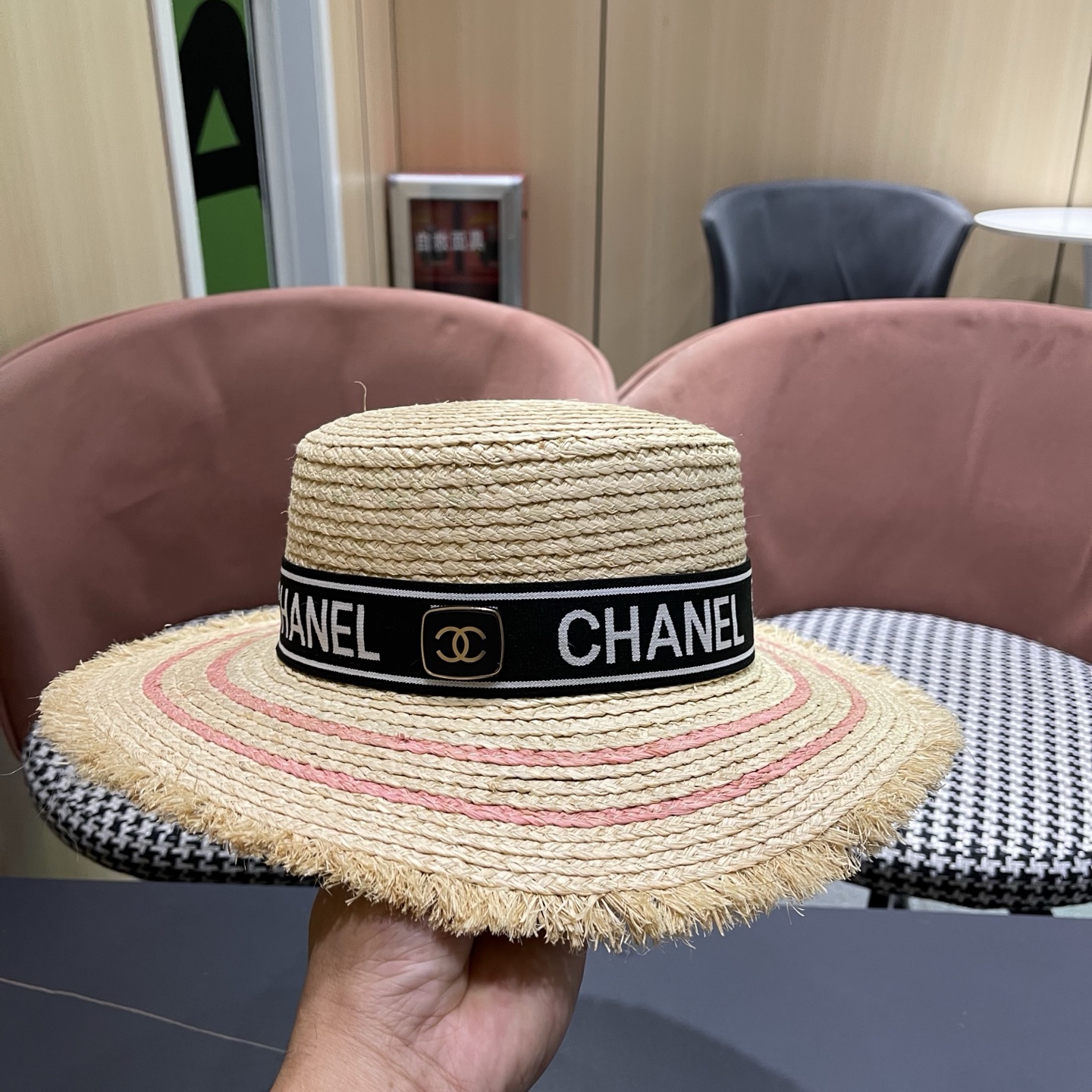 香奈儿CHANEL 平顶拉菲草帽女夏季海边沙滩度假风复古编织礼帽防晒遮阳帽子