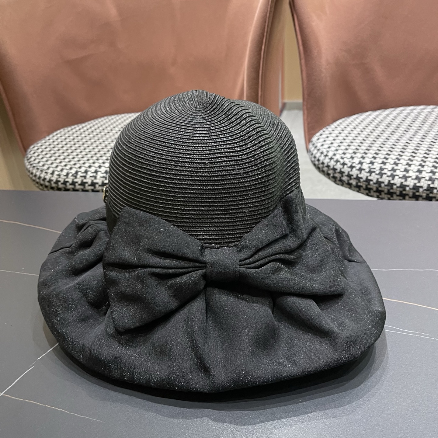 Balenciaga 巴黎世家夏季飘带蝴蝶结防晒遮阳帽女户外防紫外线沙滩太阳帽