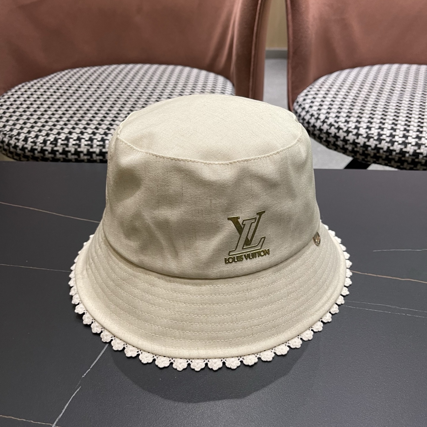 LV路易威登 韩版渔夫帽蕾丝边休闲防晒盆帽高级感遮阳学院风显脸小水桶帽子女