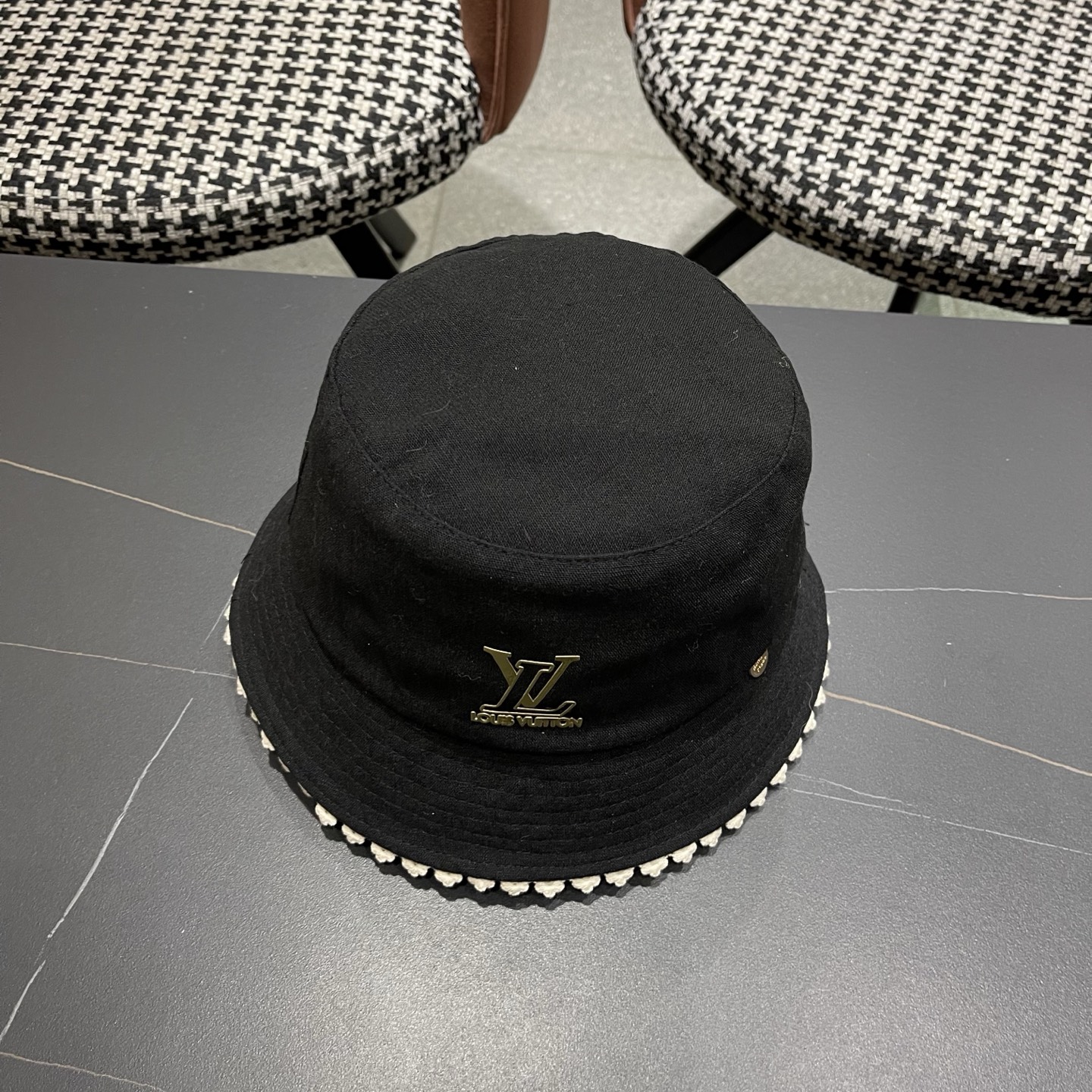 LV路易威登 韩版渔夫帽蕾丝边休闲防晒盆帽高级感遮阳学院风显脸小水桶帽子女