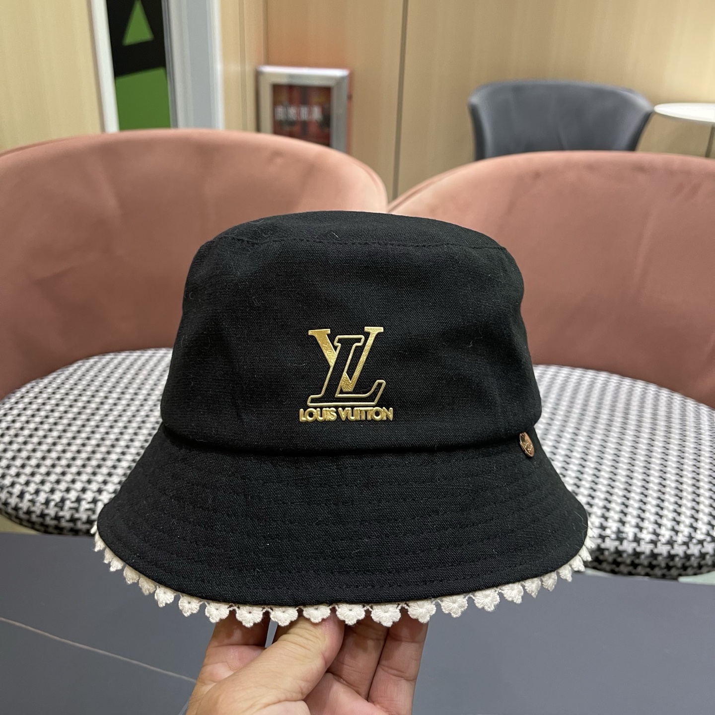LV路易威登 韩版渔夫帽蕾丝边休闲防晒盆帽高级感遮阳学院风显脸小水桶帽子女