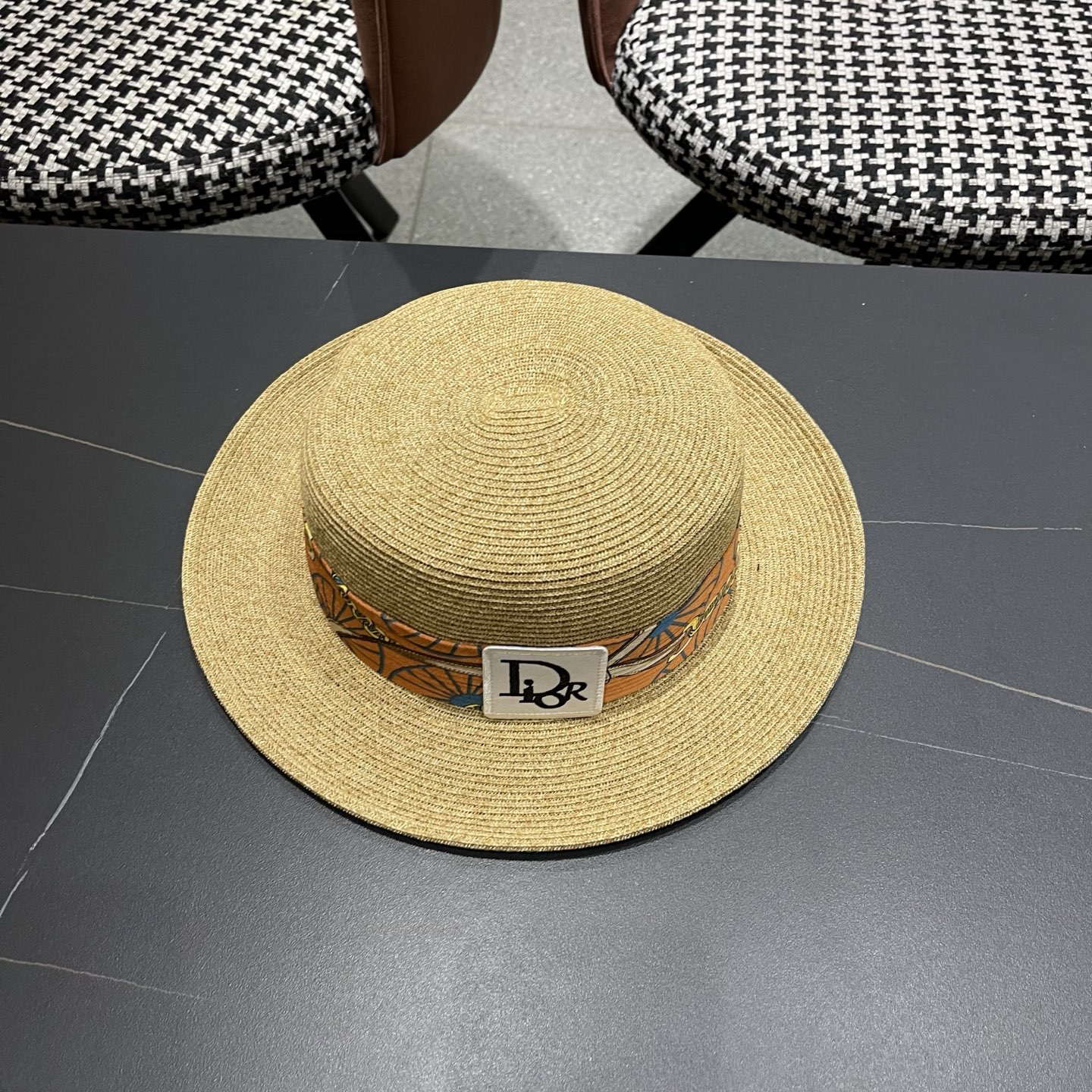 Dior迪奥 平顶法式草帽夏季田园风大檐遮阳防晒帽海边度假沙滩百搭太阳帽女