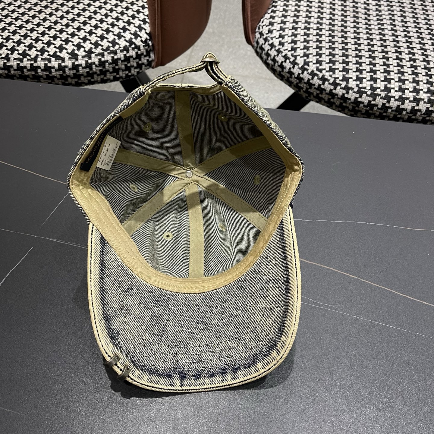 LV路易威登 新款水洗复古做旧牛仔棒球帽男女百搭休闲遮阳高品质鸭舌帽