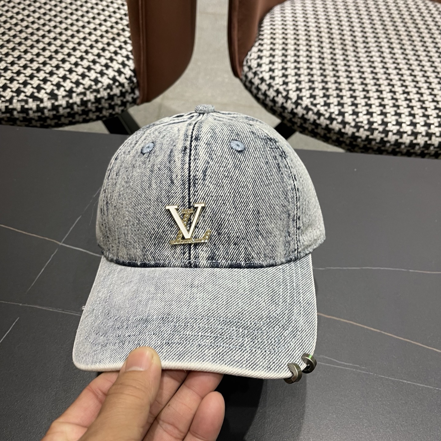 LV路易威登 新款水洗复古做旧牛仔棒球帽男女百搭休闲遮阳高品质鸭舌帽