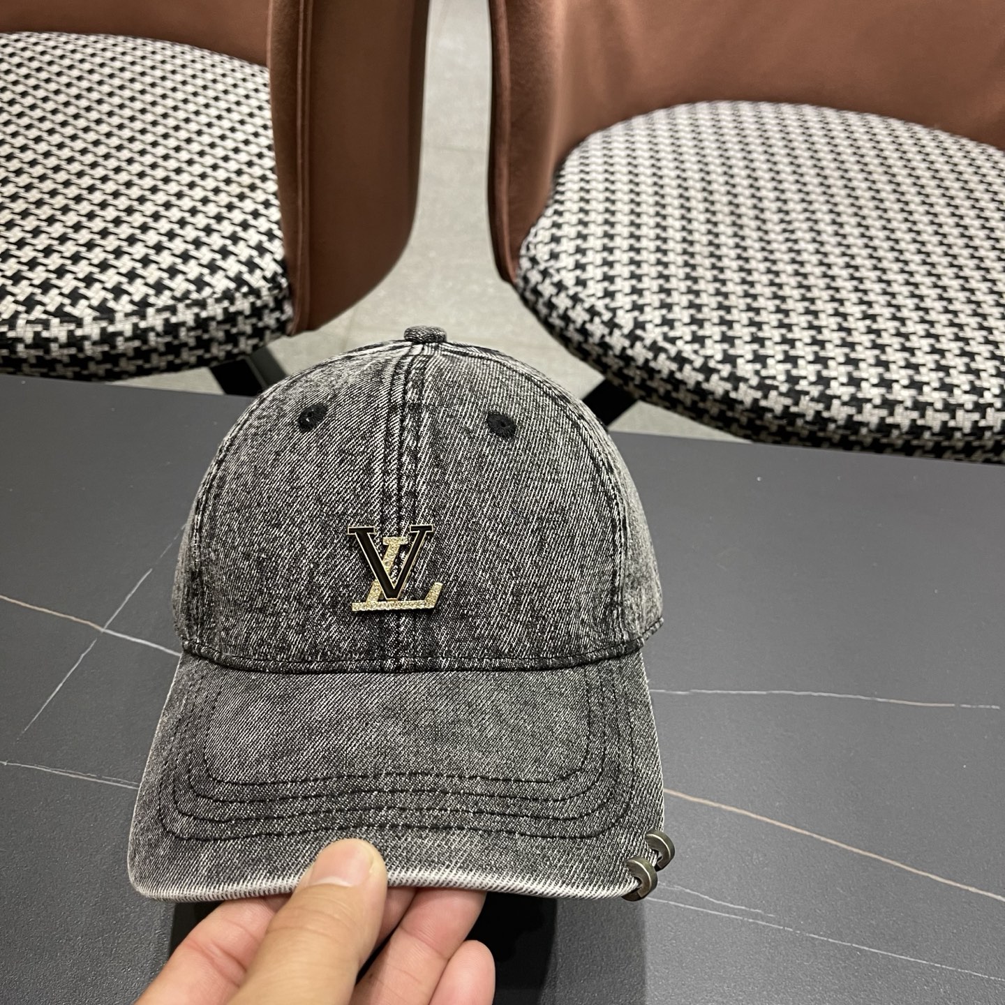 LV路易威登 新款水洗复古做旧牛仔棒球帽男女百搭休闲遮阳高品质鸭舌帽