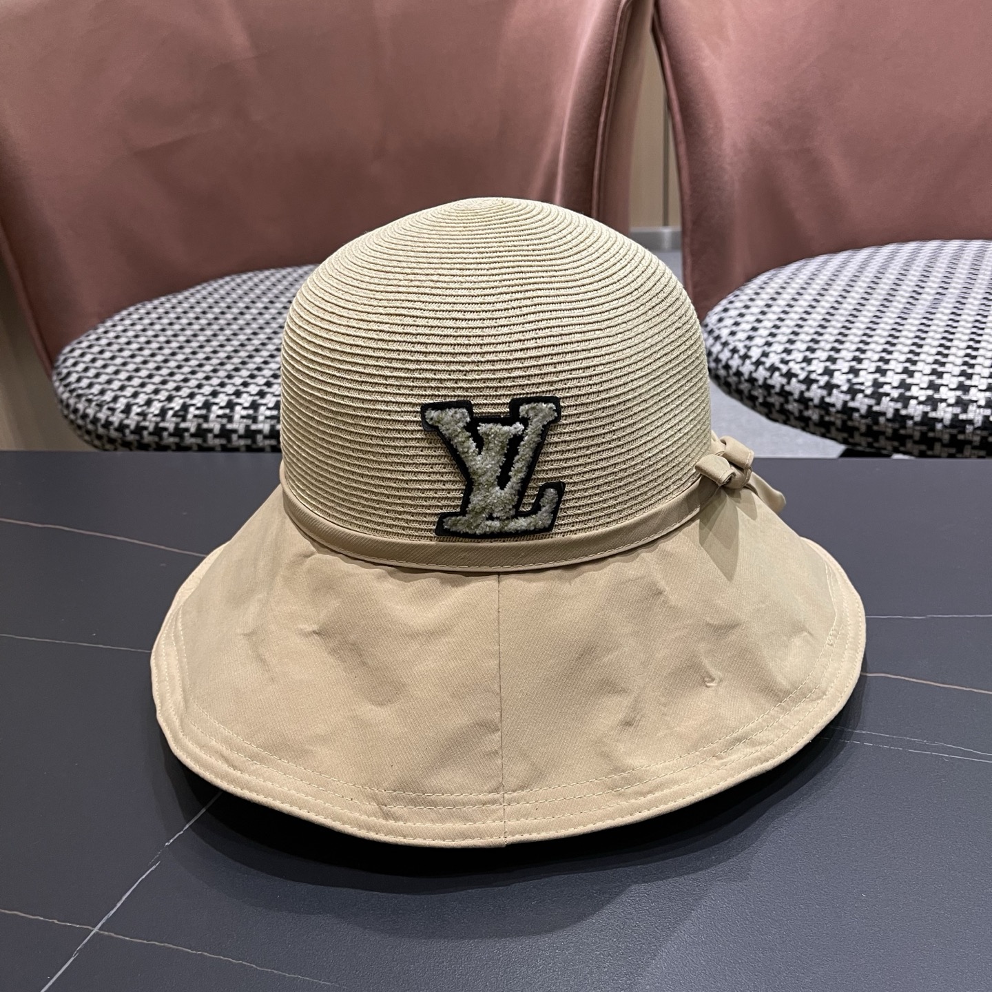 Lv路易威登新款韩版蝴蝶结系带渔夫帽子女出游草编遮阳帽显脸小防晒盆帽